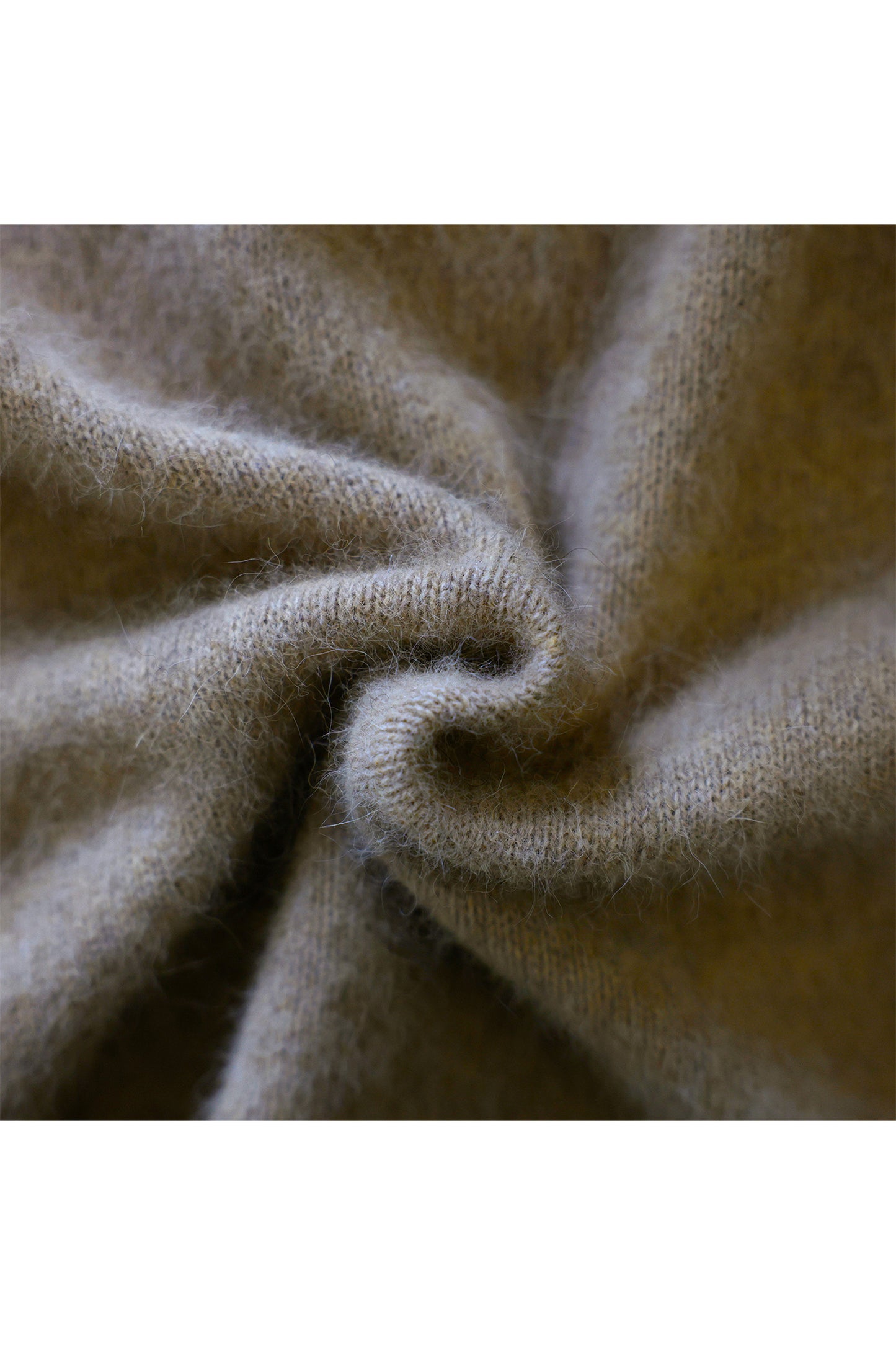 Archive item Raccoon fox cardigan with pockets /CT23340