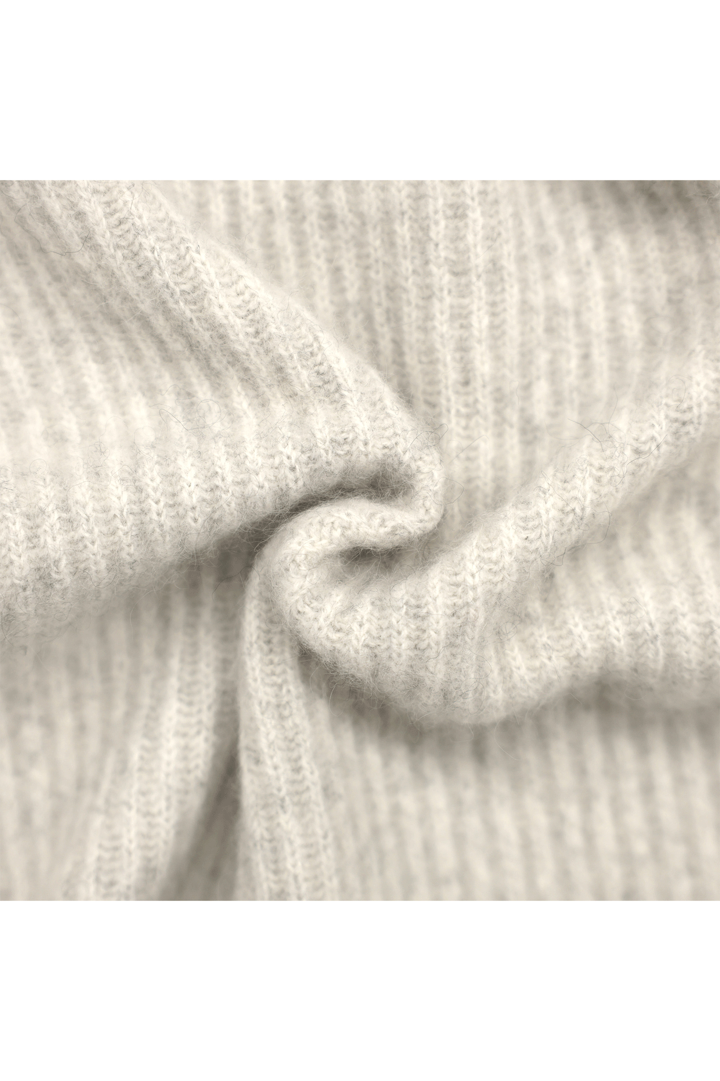 Re Stock Col roulé à manches fendues en raton laveur /CT24330