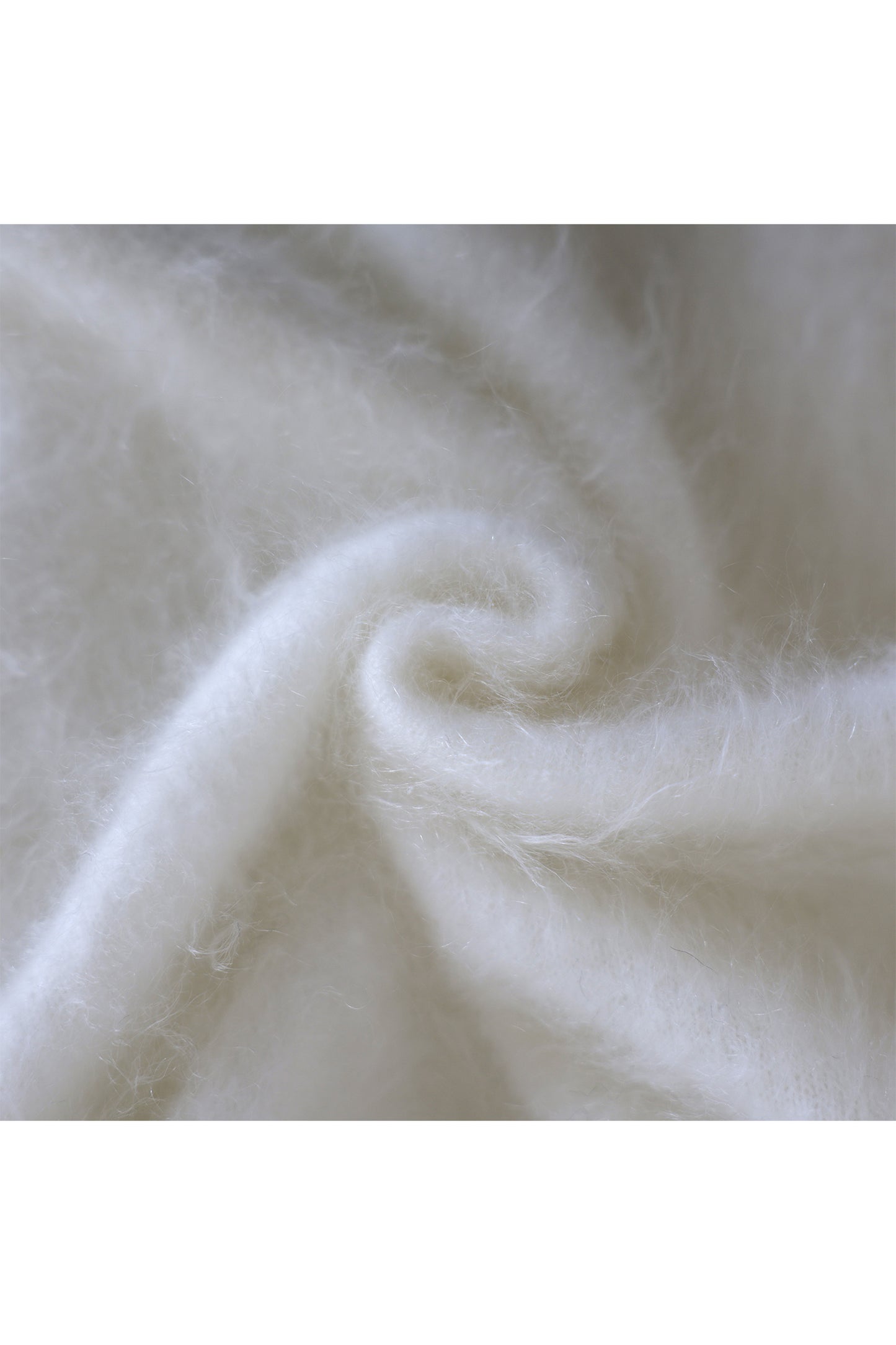 Pull sans manche à col montant en cachemire lavée et brosée /CT24312