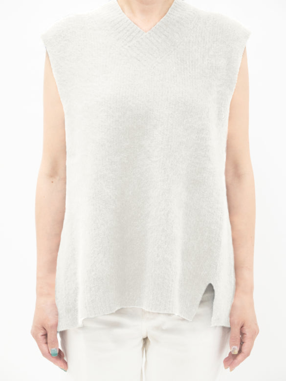 25SS Capsule Gilet col V fendu dans le dos laine de raton laveur /CT25101