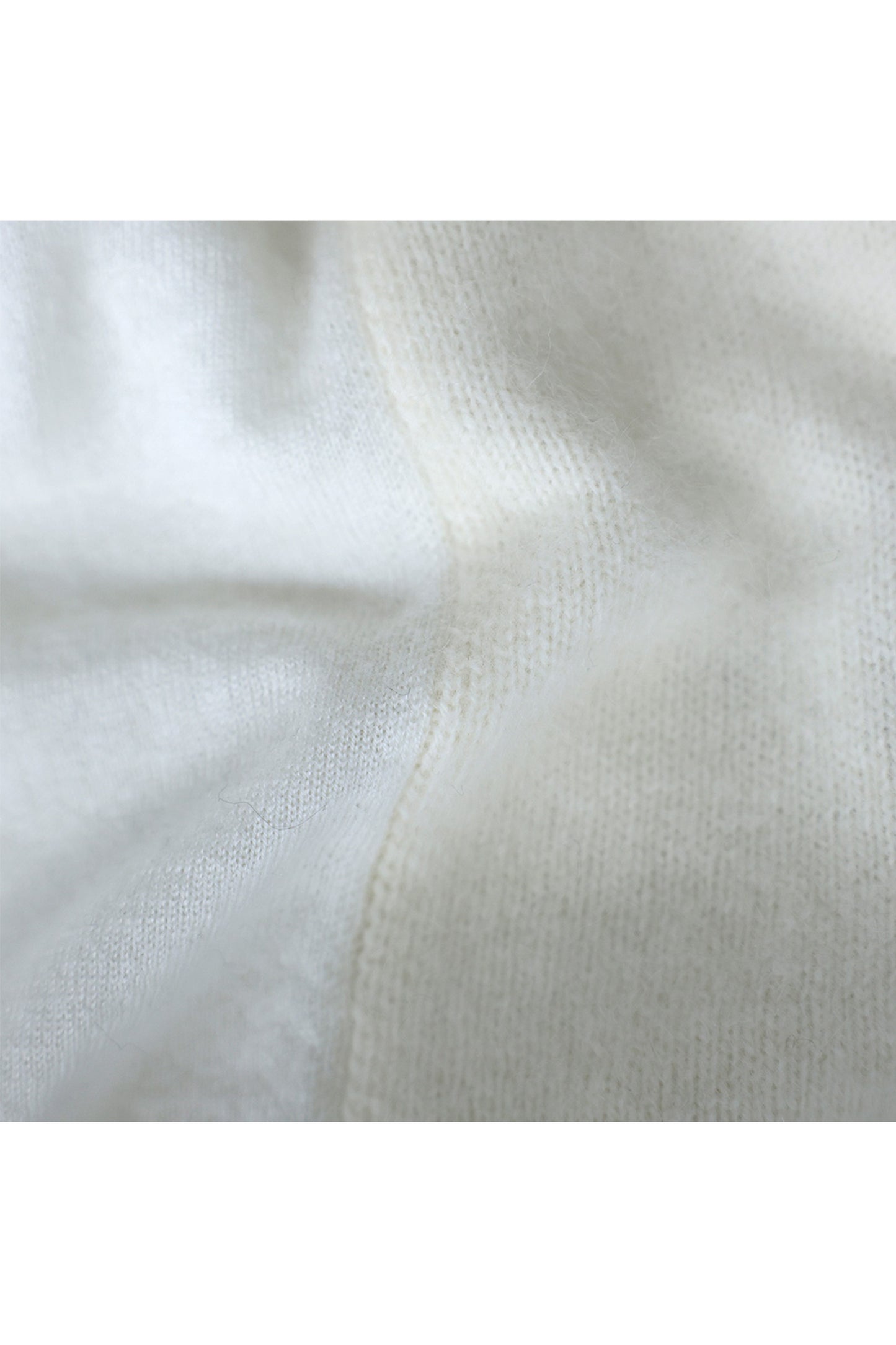 25SS Capsule Pull à col en V en combinaison avec le raton laveur /CT25102