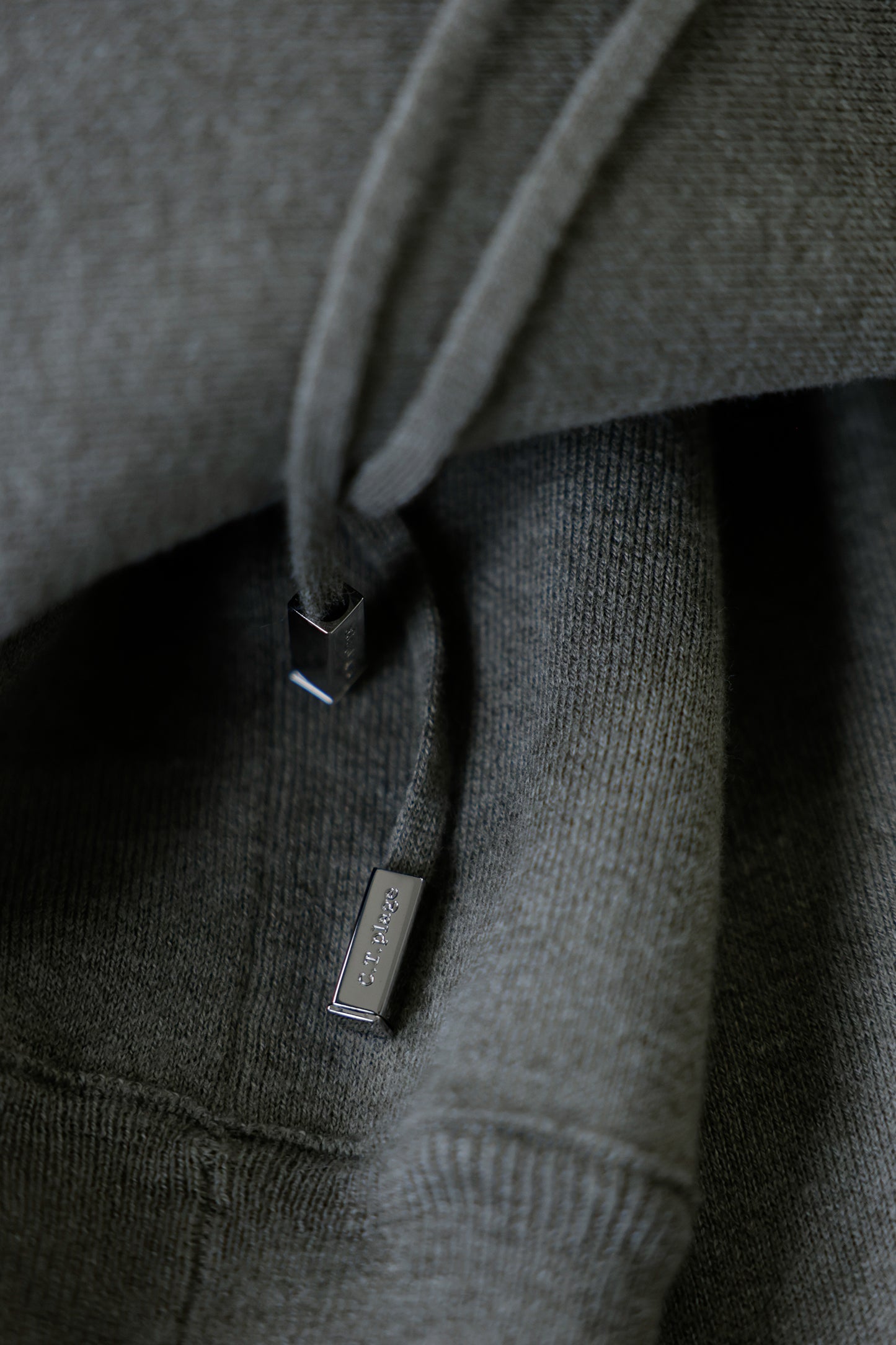 26SS Pull à capuche en coton et cachemire/CT25119