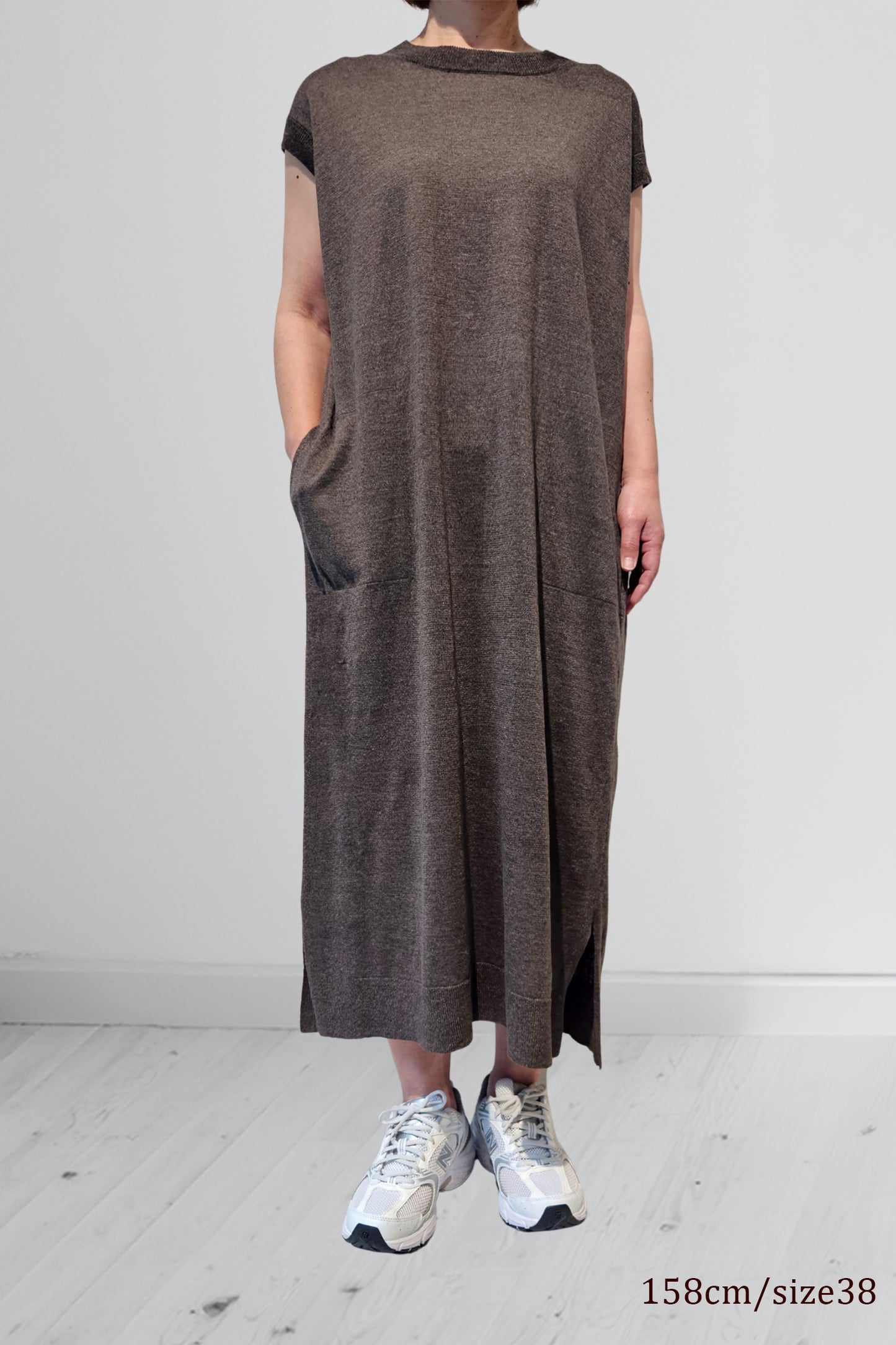 26SS Robe sans manches en lin /CT26127