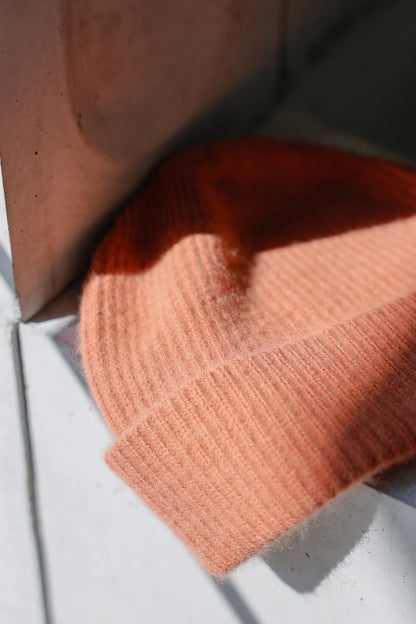 Re Stock Bonnet en raton laveur /5529