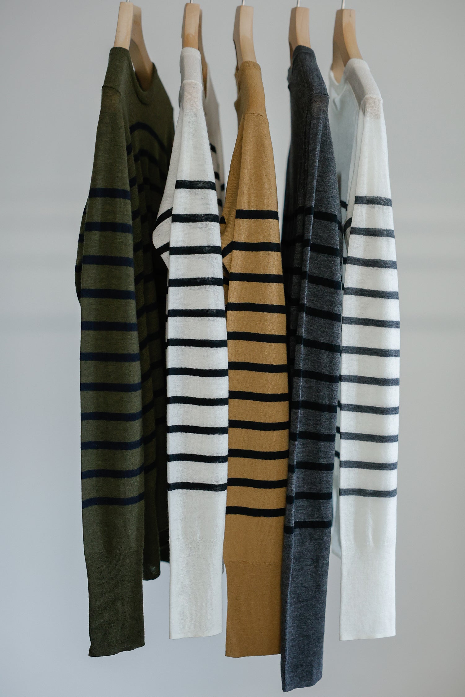 25AW Pull original en laine légère /5538