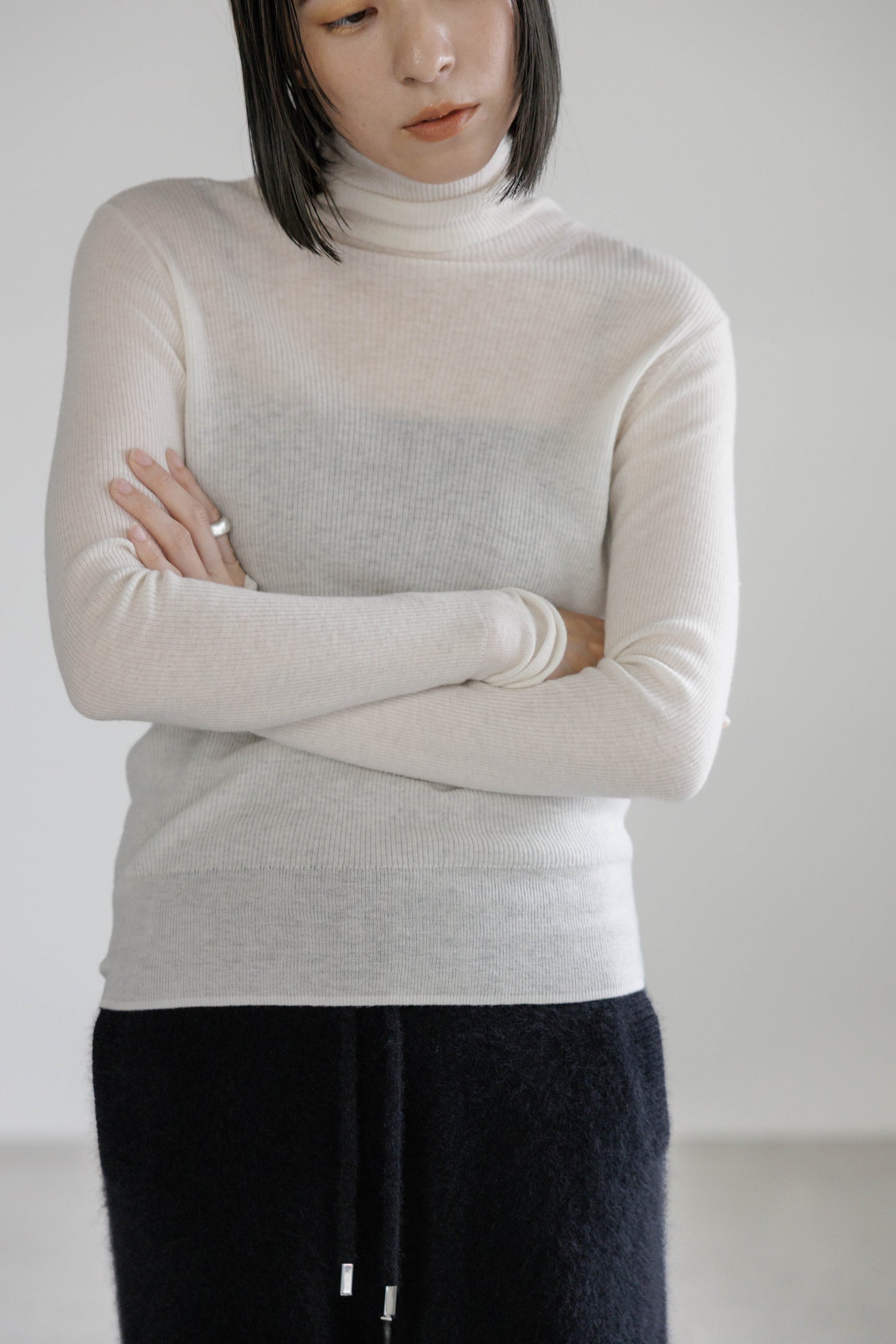 25AW Pull à col roulé côtelée en laine légère originale /5540