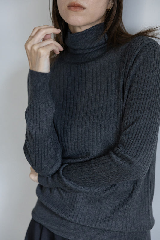 Re Stock Pull col roulé en cachemire et soie à larges côtes /5561