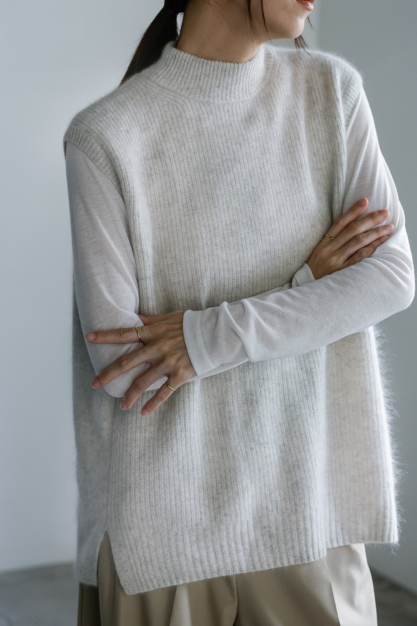 Re Stock Raccoon back slit vest L.GREY /CT23101