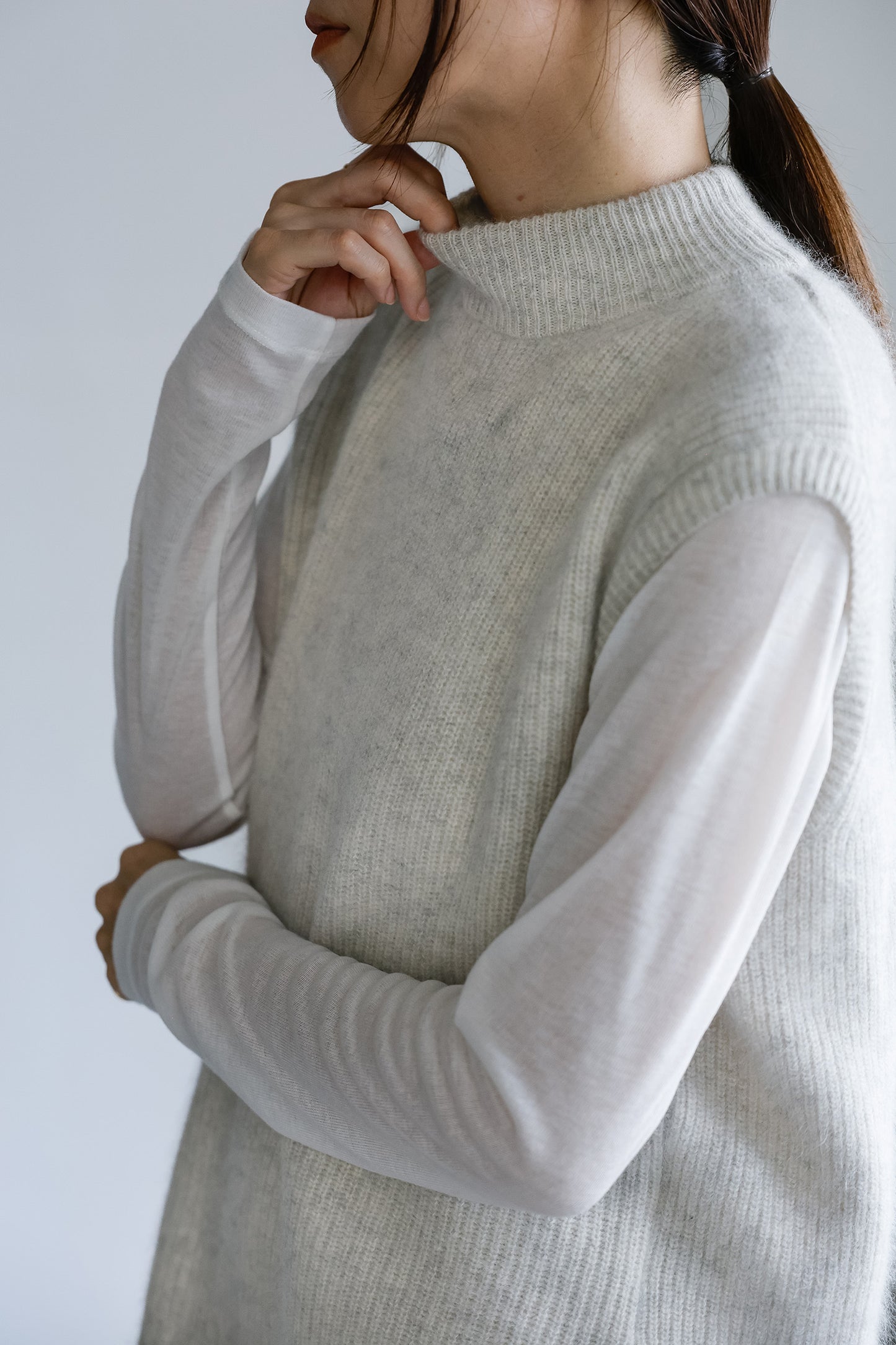 Re Stock Raccoon back slit vest L.GREY /CT23101