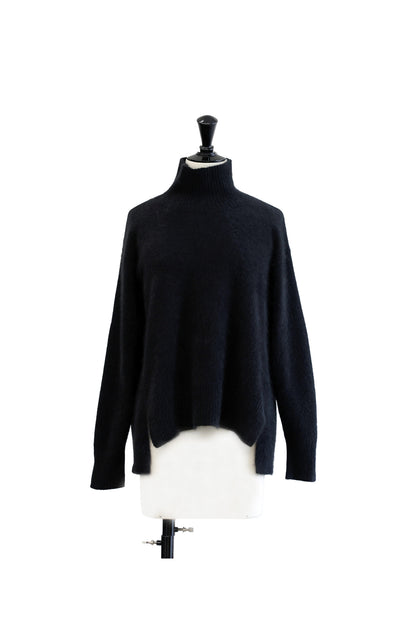 24AW Raccoon fox turtle neck pullover/ CT23335