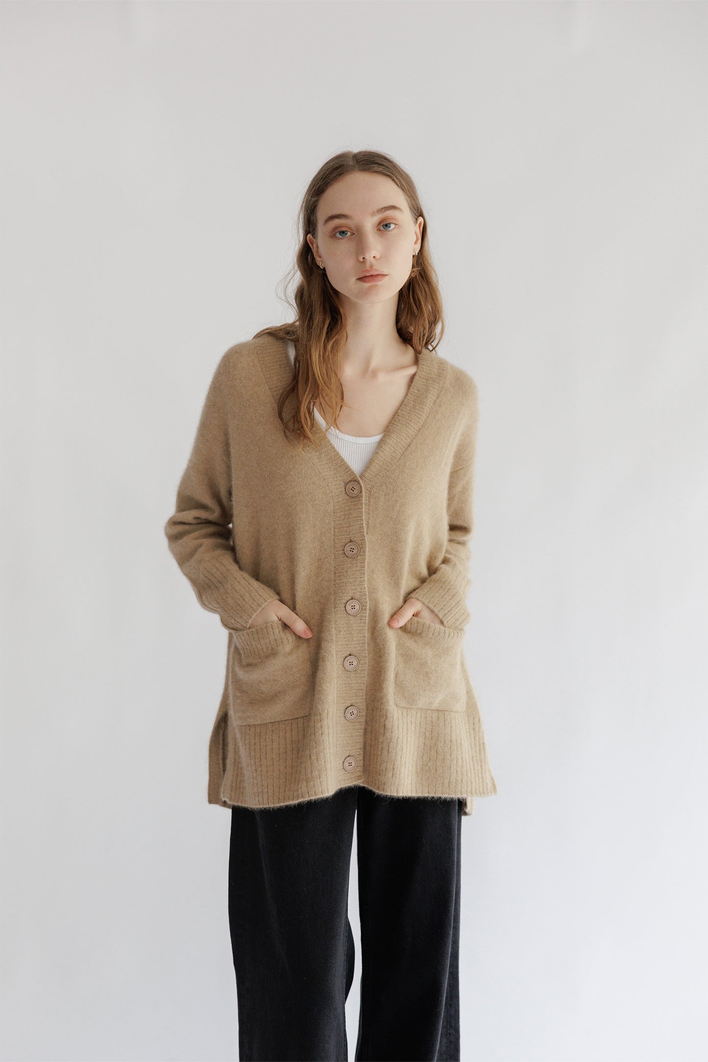 24AW Cardigan oversize en laine de renard et raton laveur  /CT24334