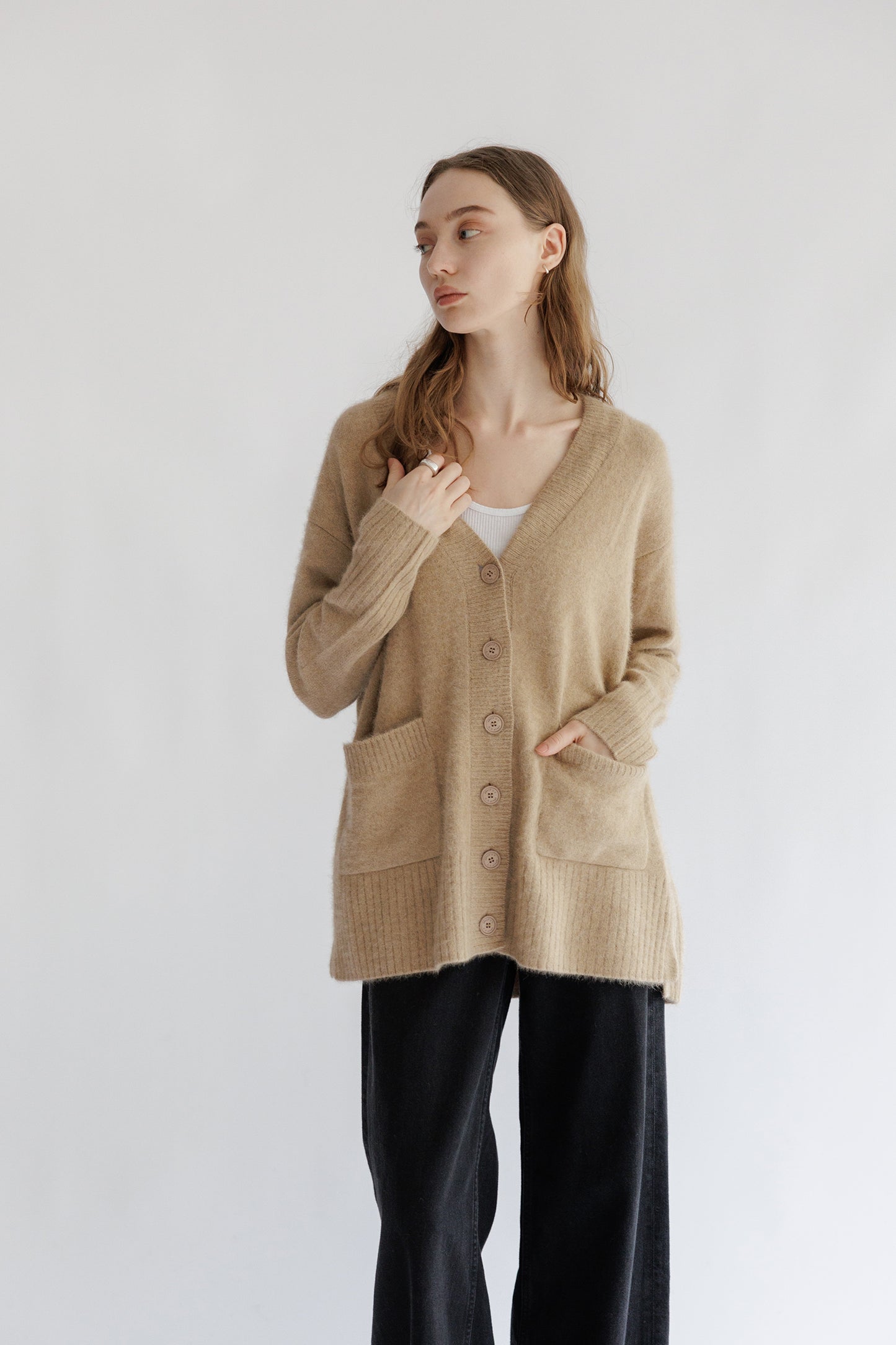 24AW Cardigan oversize en laine de renard et raton laveur  /CT24334