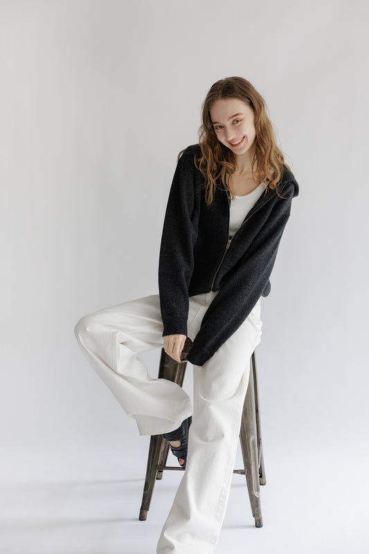 Archive item Pull à capuche zippé en cachemire /CT24394