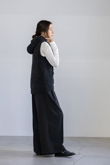 25AW Pull sans manches à capuche en alpaga /CT25318