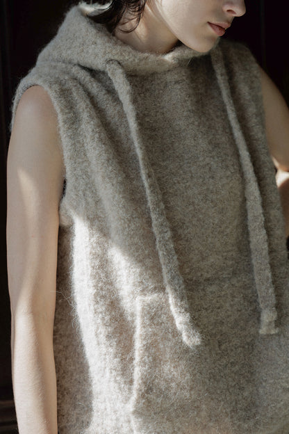 25AW Pull sans manches à capuche en alpaga /CT25318