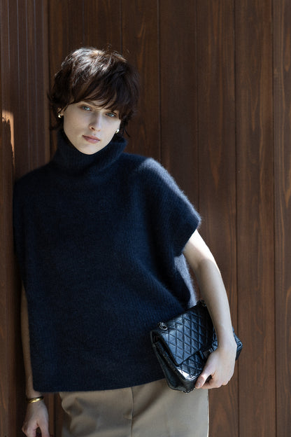 25AW Raccoon-fox turtleneck pullover with half sleeves /CT25326