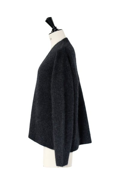 25AW Pull à col en V en raton laveur et renard /CT25327