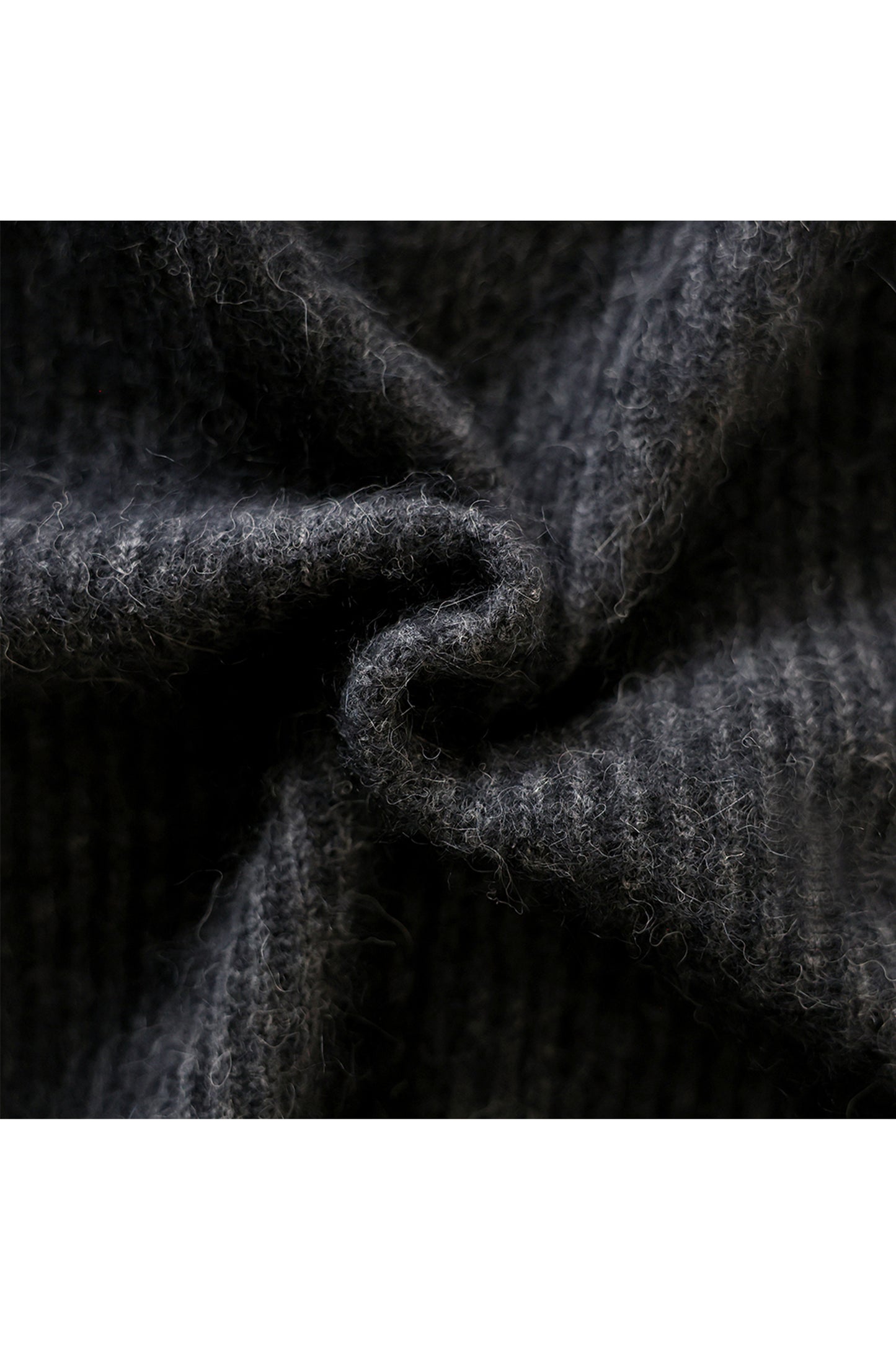 25AW Pull à col en V en raton laveur et renard /CT25327