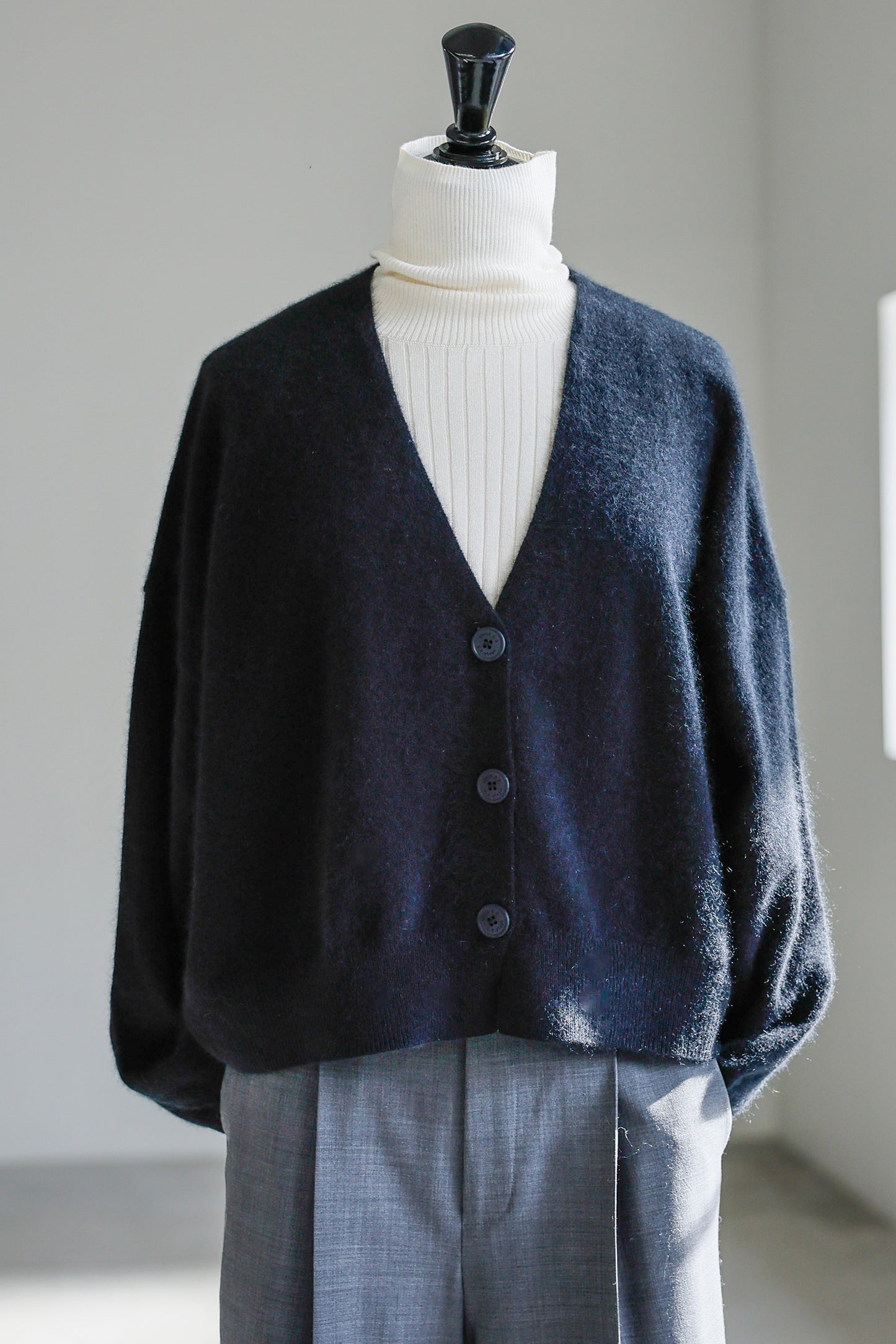 Pre-order/ 26capsule Cashmere raccoon cardigan /CT26110