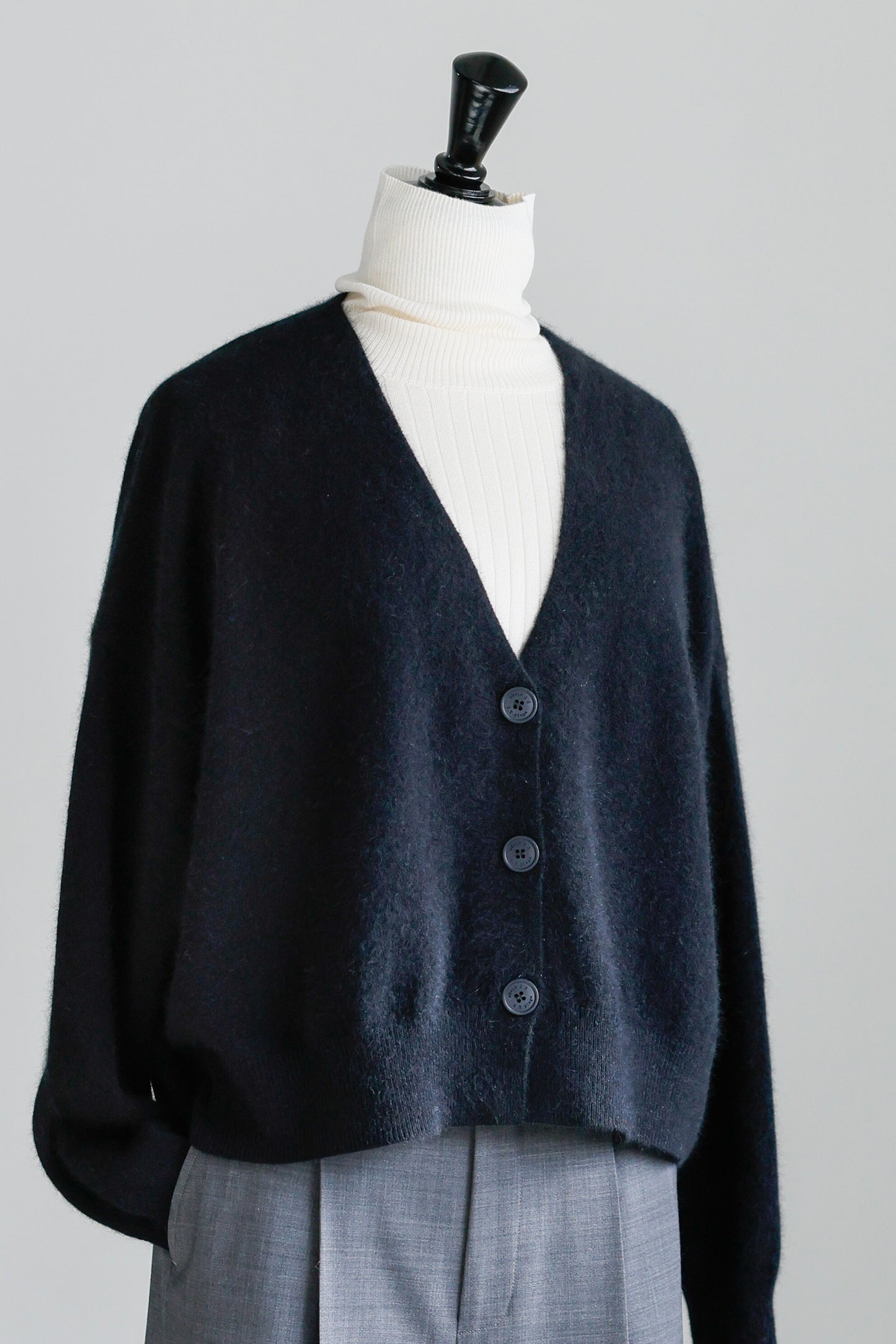Pre-order/ 26capsule Cashmere raccoon cardigan /CT26110