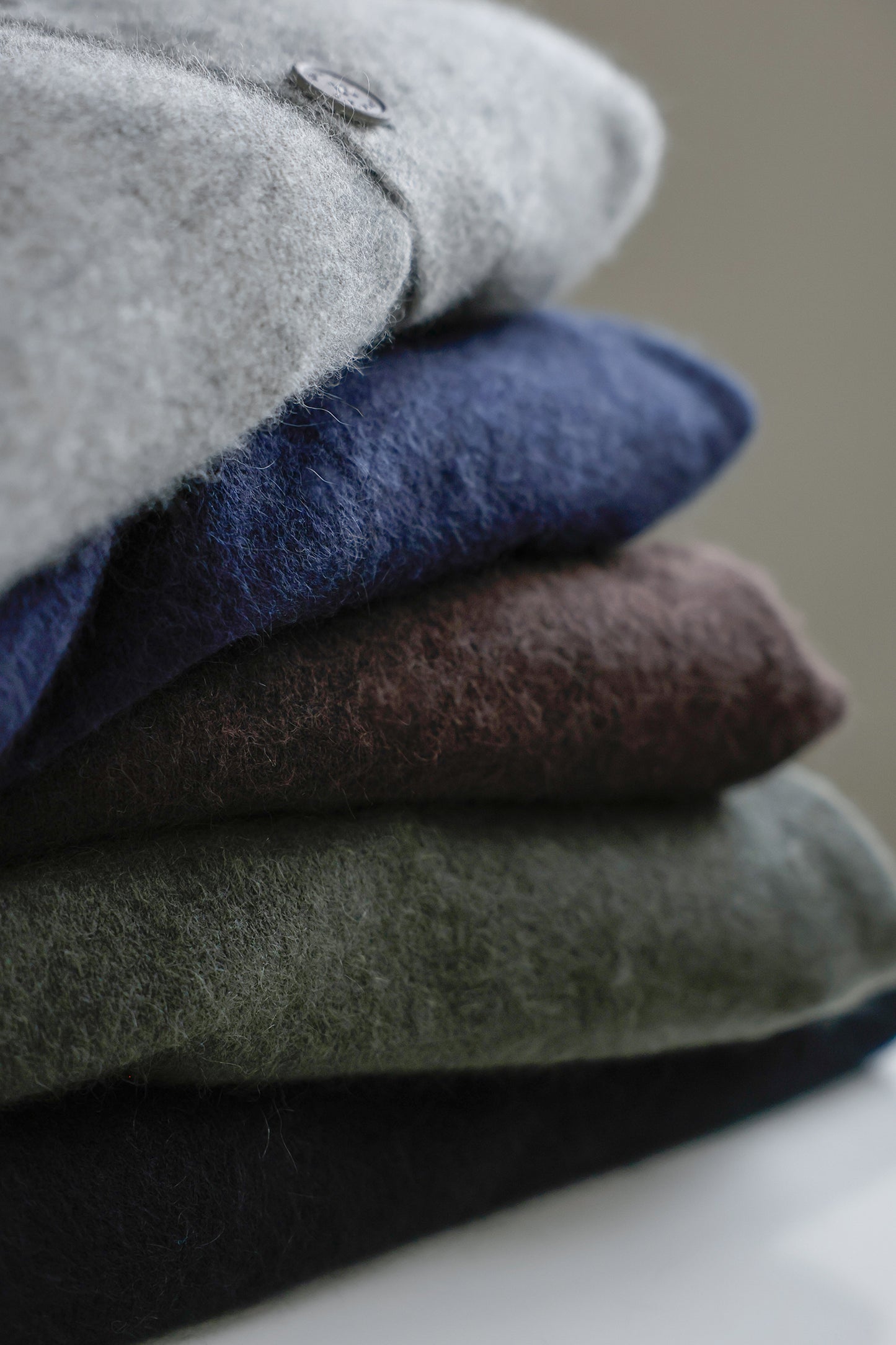 Pre-order/ 26capsule Cashmere raccoon cardigan /CT26110