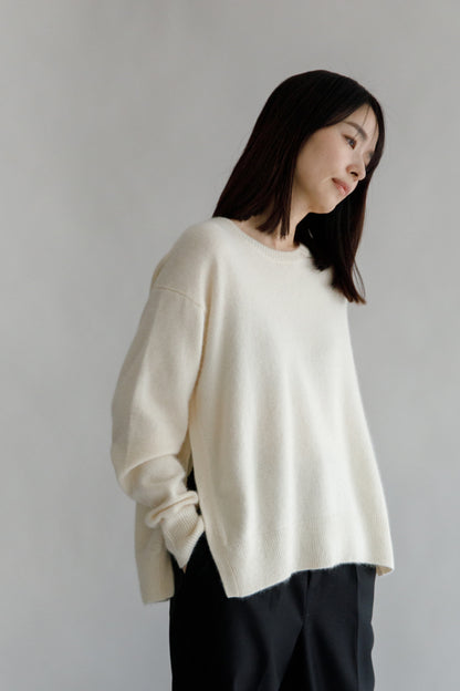 24AW Pull fente latérale en laine de raton laveur  /CT21355