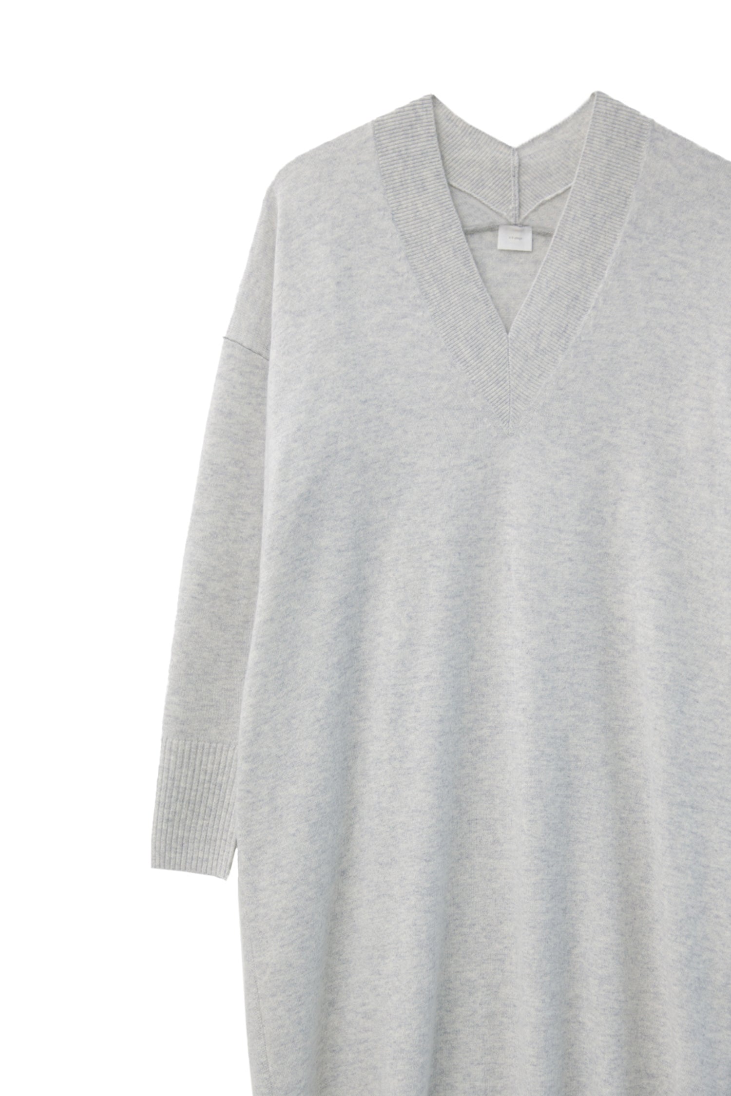 Wool cashmere V-neck dress /CT22325 C.T.plage Wool cashmere V-neck dress /CT22325 C.T.plage