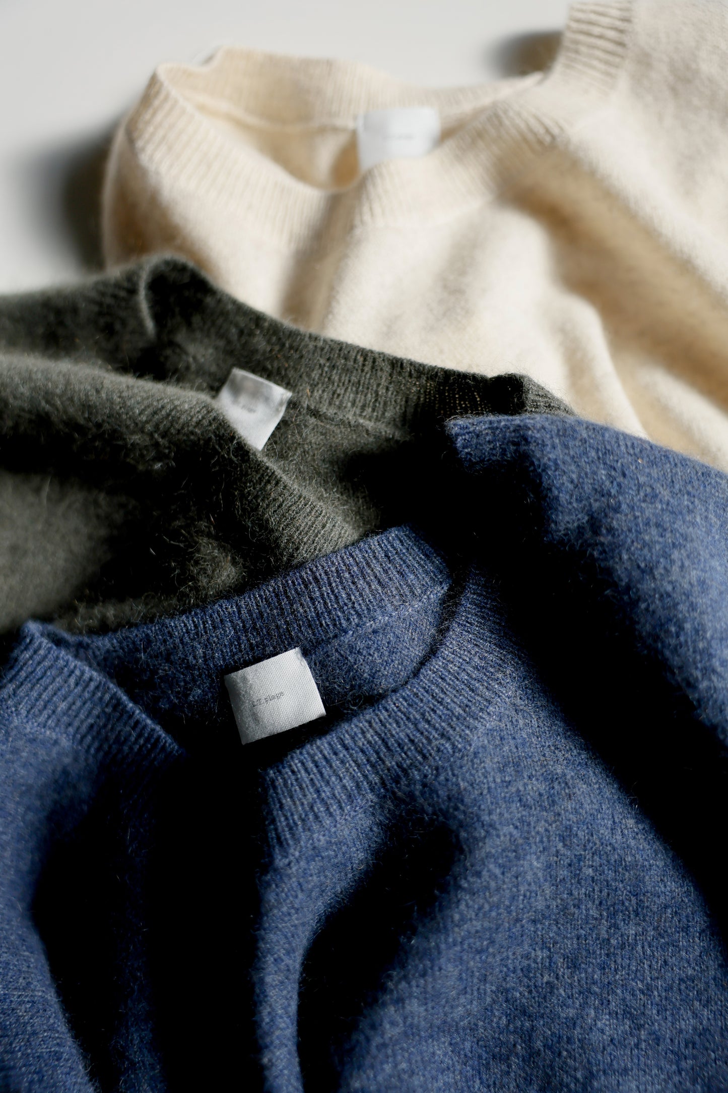 26SS capsule Pull à demi-manches en cachemire en forme de raton laveur /CT22332