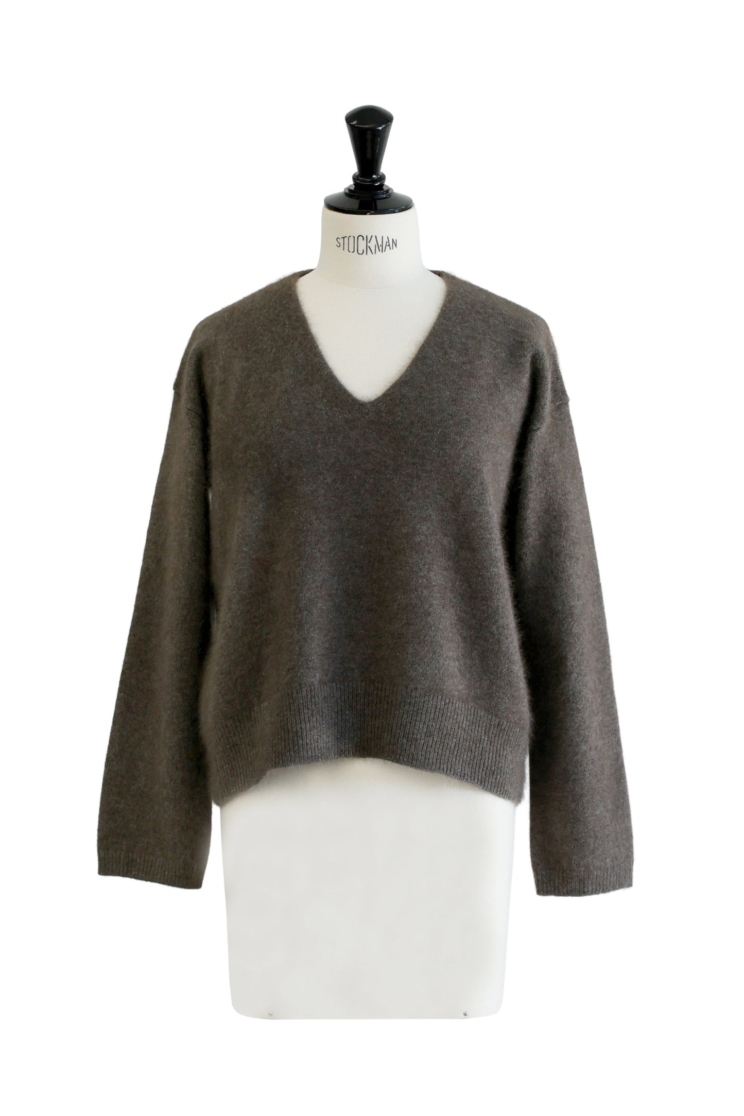 Archive item Raccoon v-neck pullover /CT22348