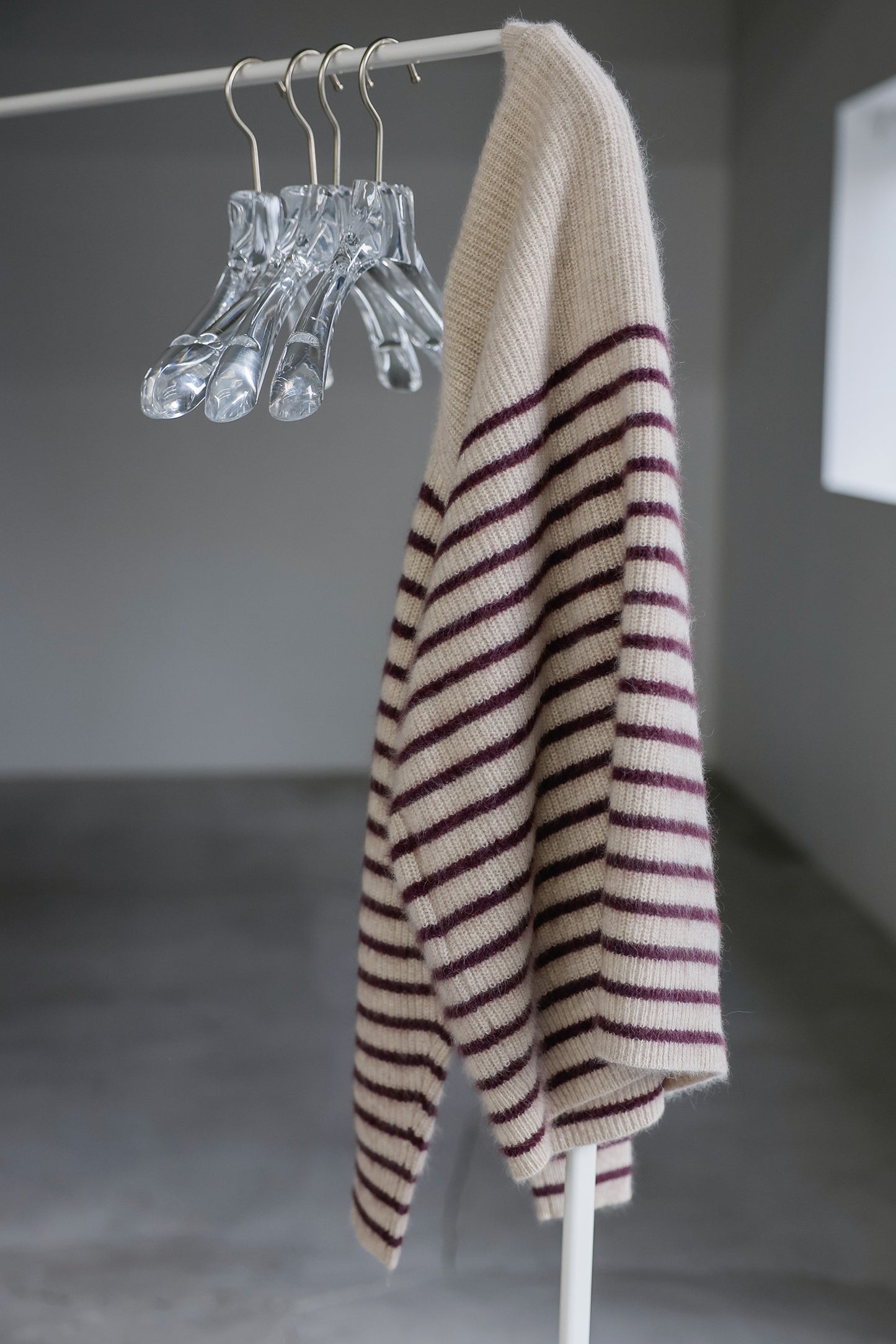 Pre-order/ 26capsule Raccoon fox crew neck pullover /CT23109