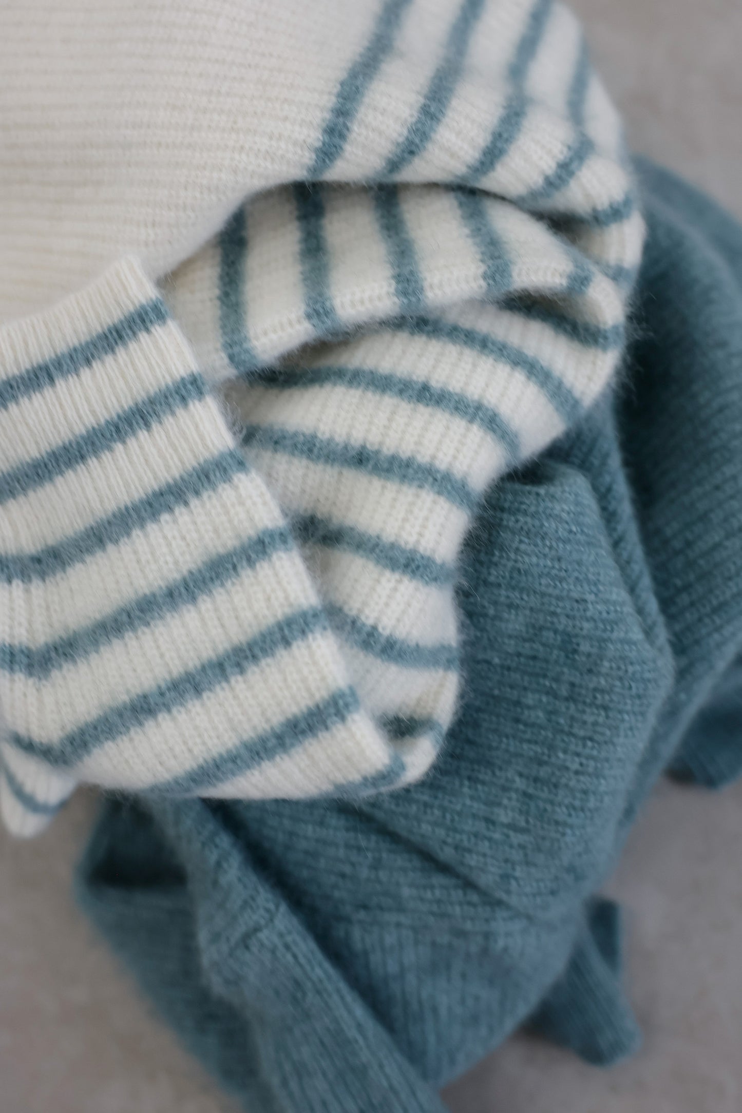 Pre-order/ 26capsule Raccoon fox crew neck pullover /CT23109