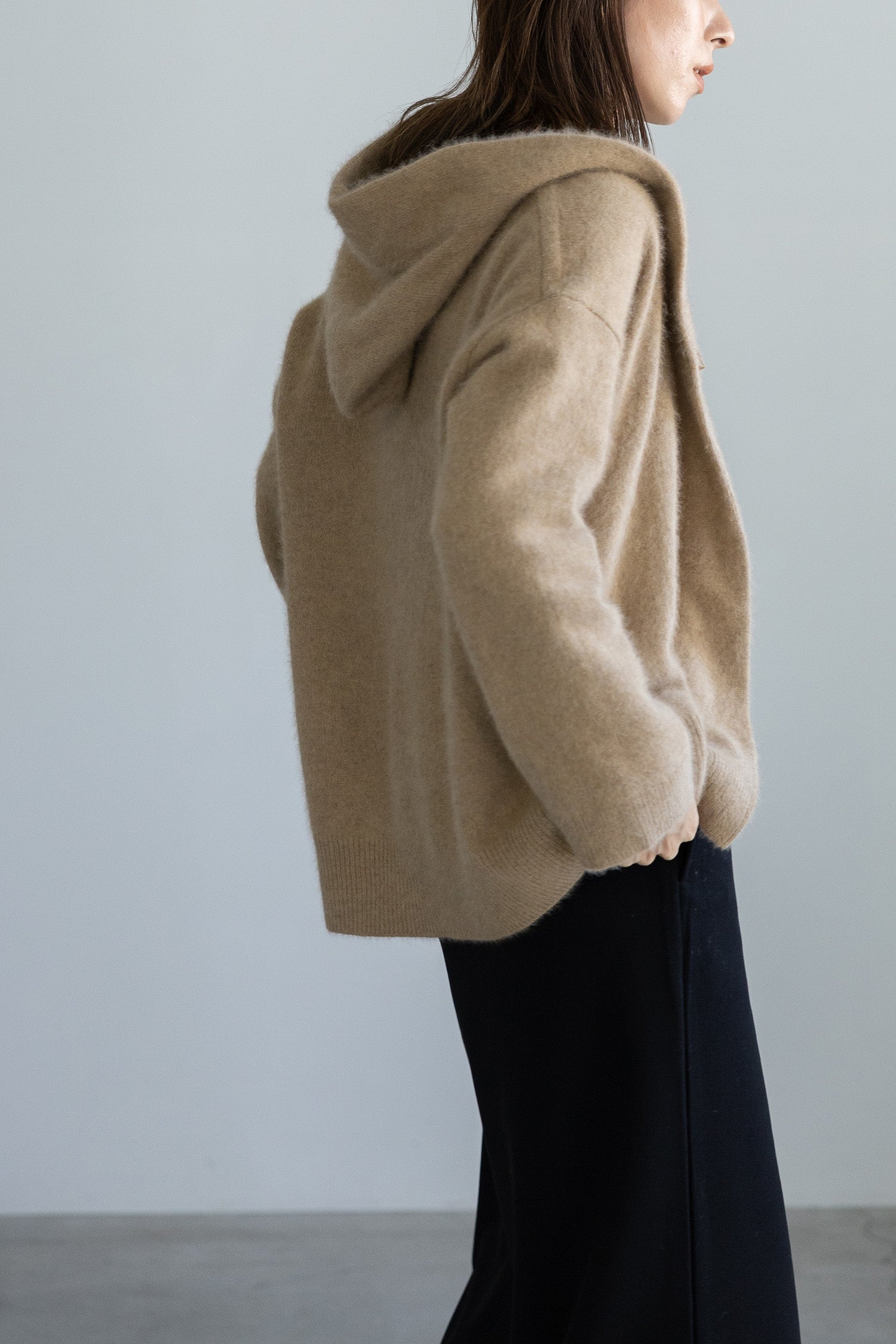 Re Stock Cardigan à capuche en renard et en raton laveur /CT23112
