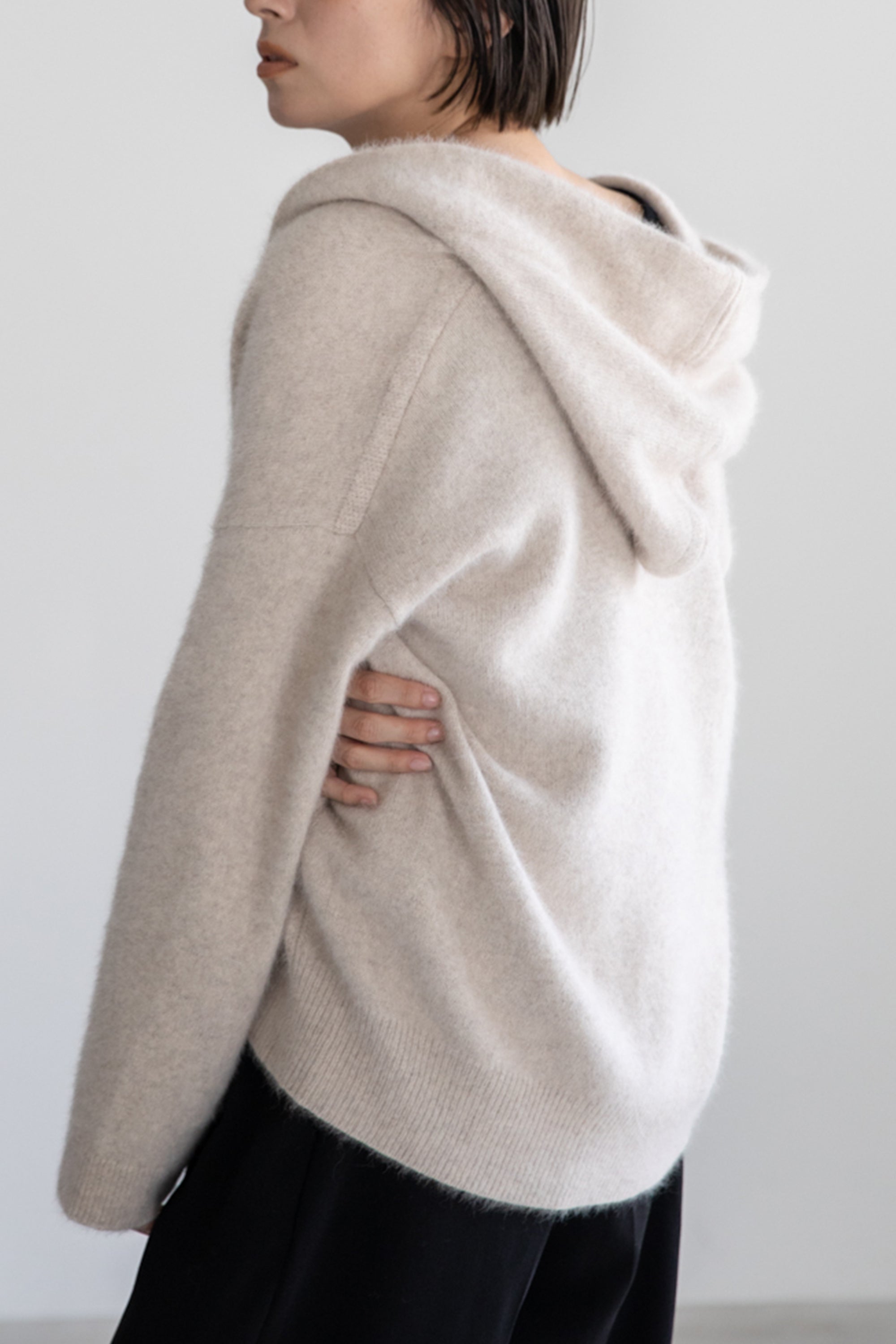 Re Stock Cardigan à capuche en renard et en raton laveur /CT23112