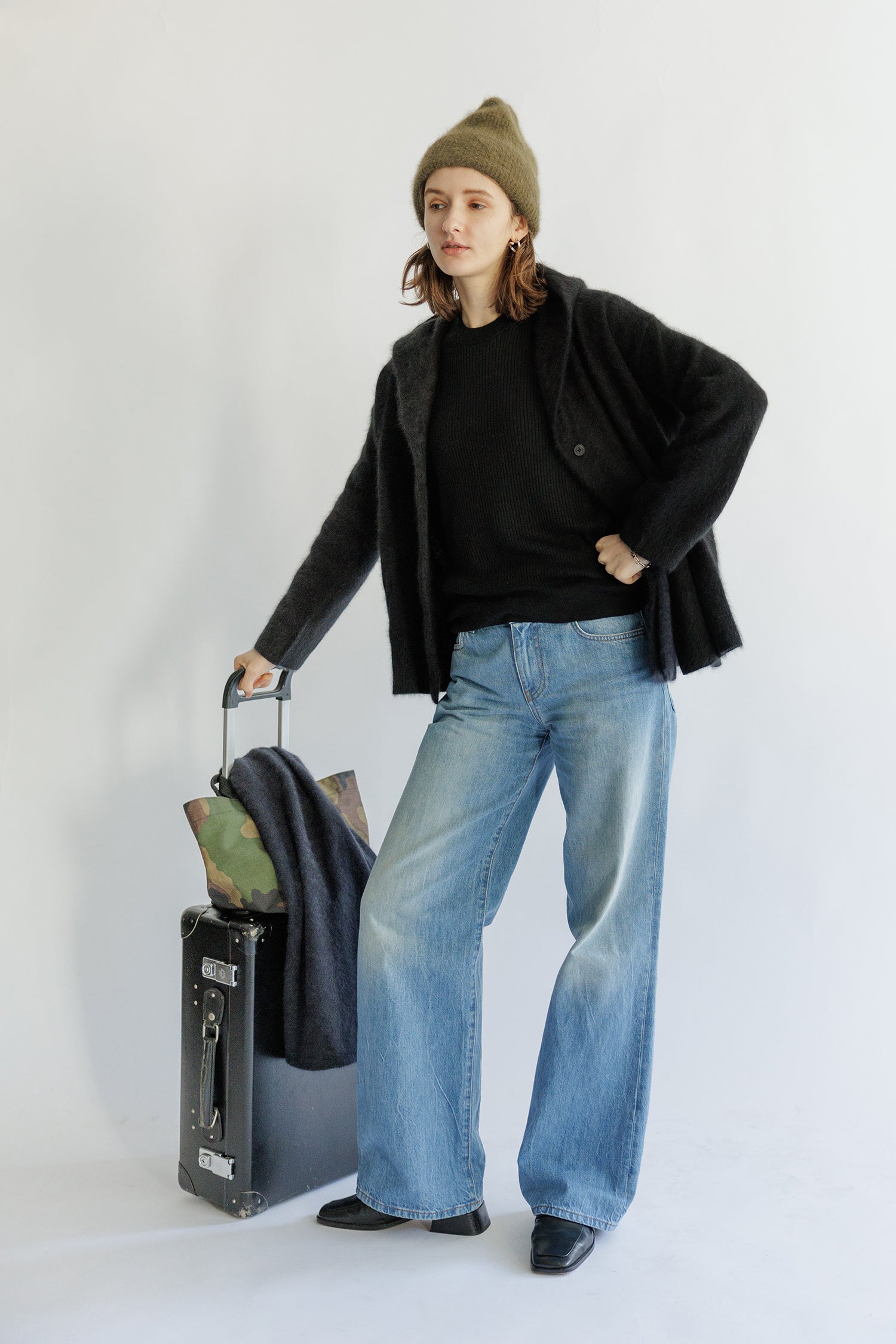 Re Stock Cardigan à capuche en renard et en raton laveur /CT23112