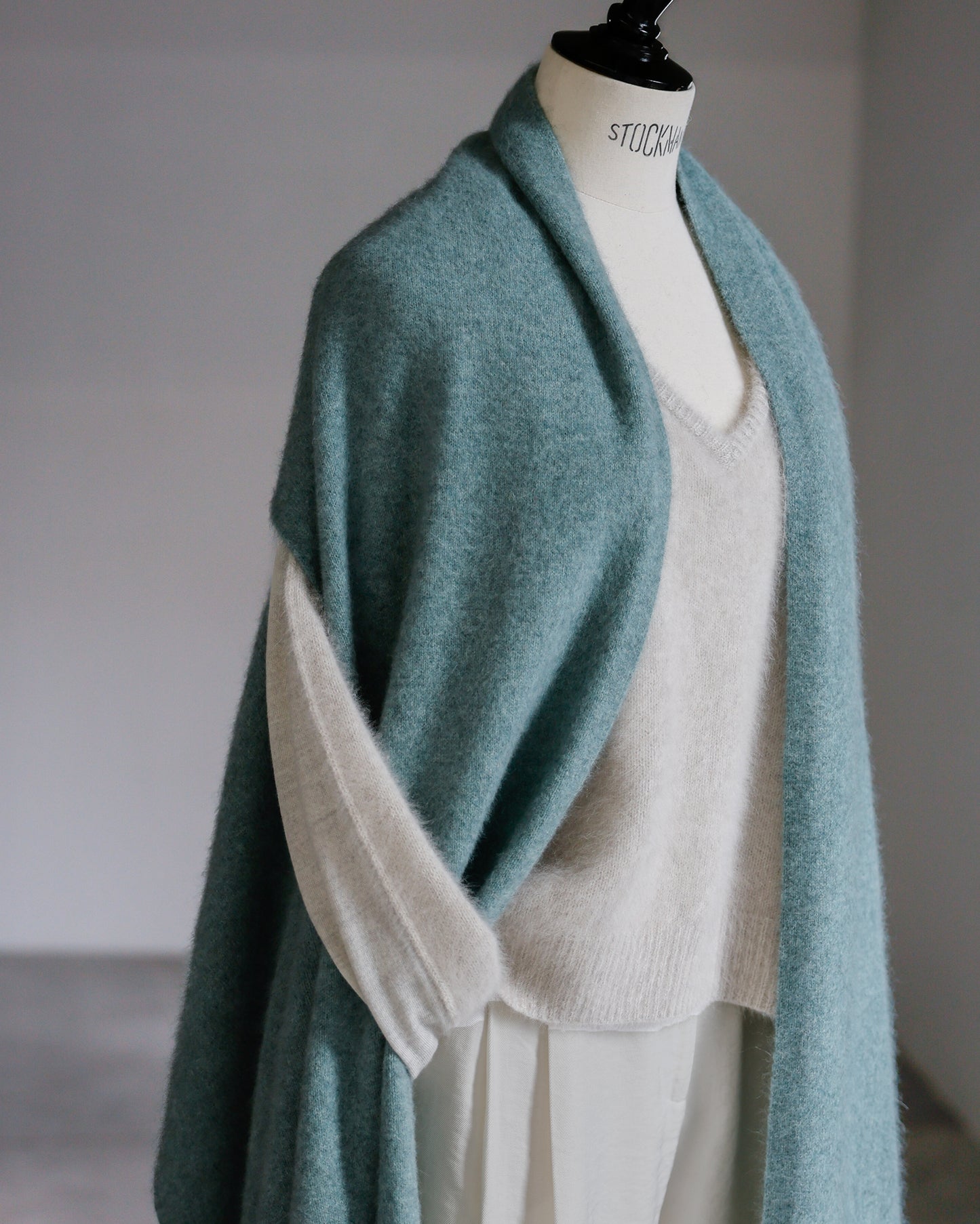 Pre-order/ 26capsule Raccoon fox 2way stole /CT23113