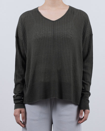 Light wool v neck pullover  /CT23114