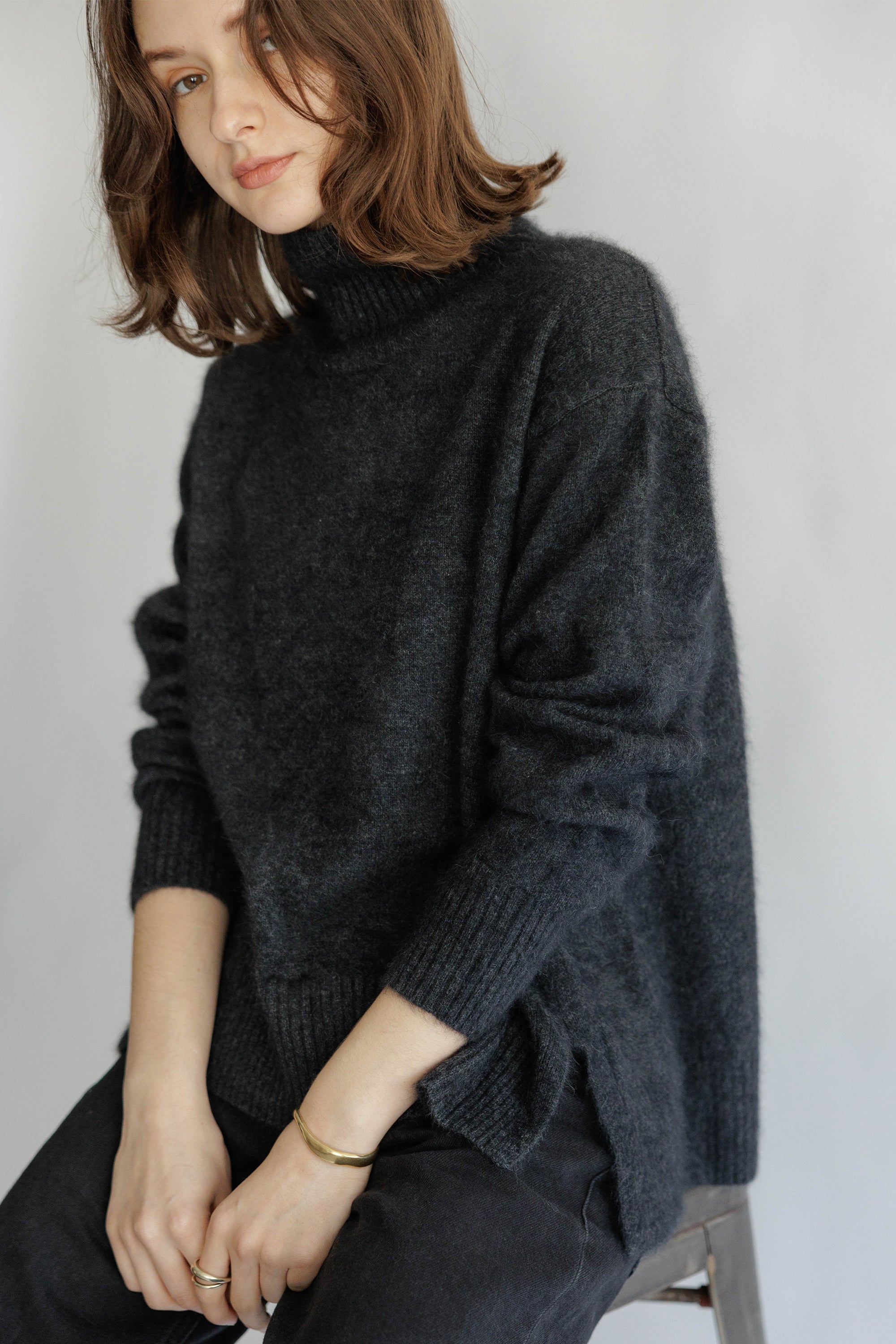 26capsule Raccoon fox turtle neck pullover /CT23335 – C.T.plage