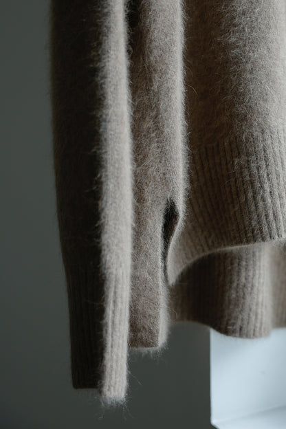 Pre-order/ 26capsule Raccoon fox turtle neck pullover /CT23335