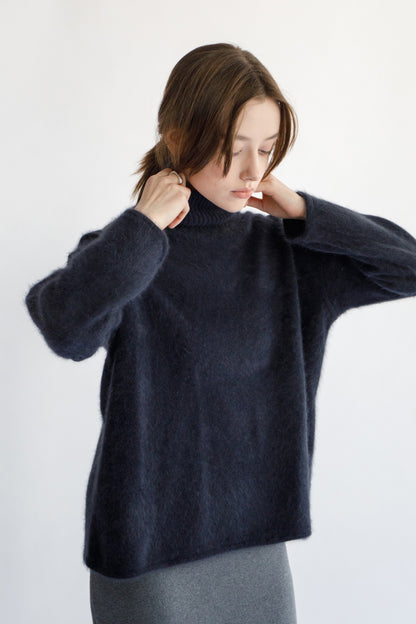 24SS capsule Raccoon oversized turtle neck /CT24102