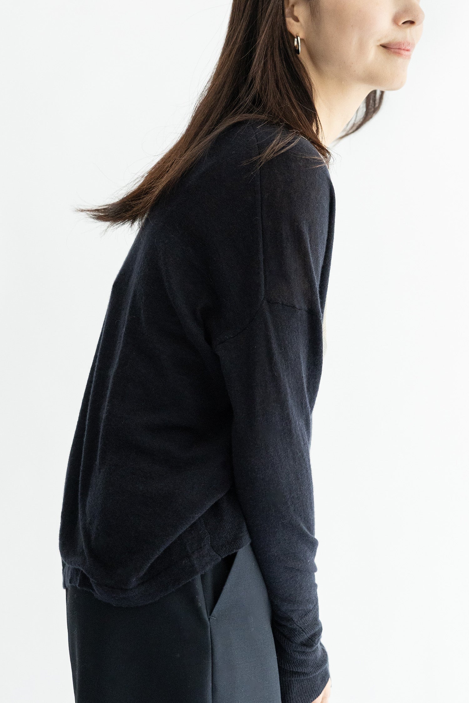 Re Stock Pull col v en cachemire léger /CT24112