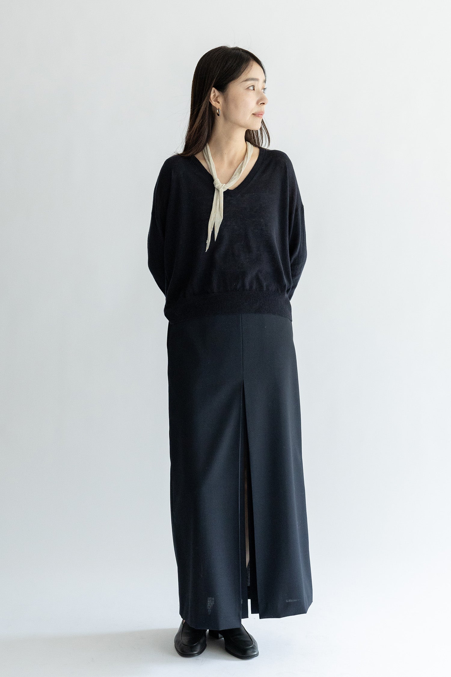 Re Stock Pull col v en cachemire léger /CT24112