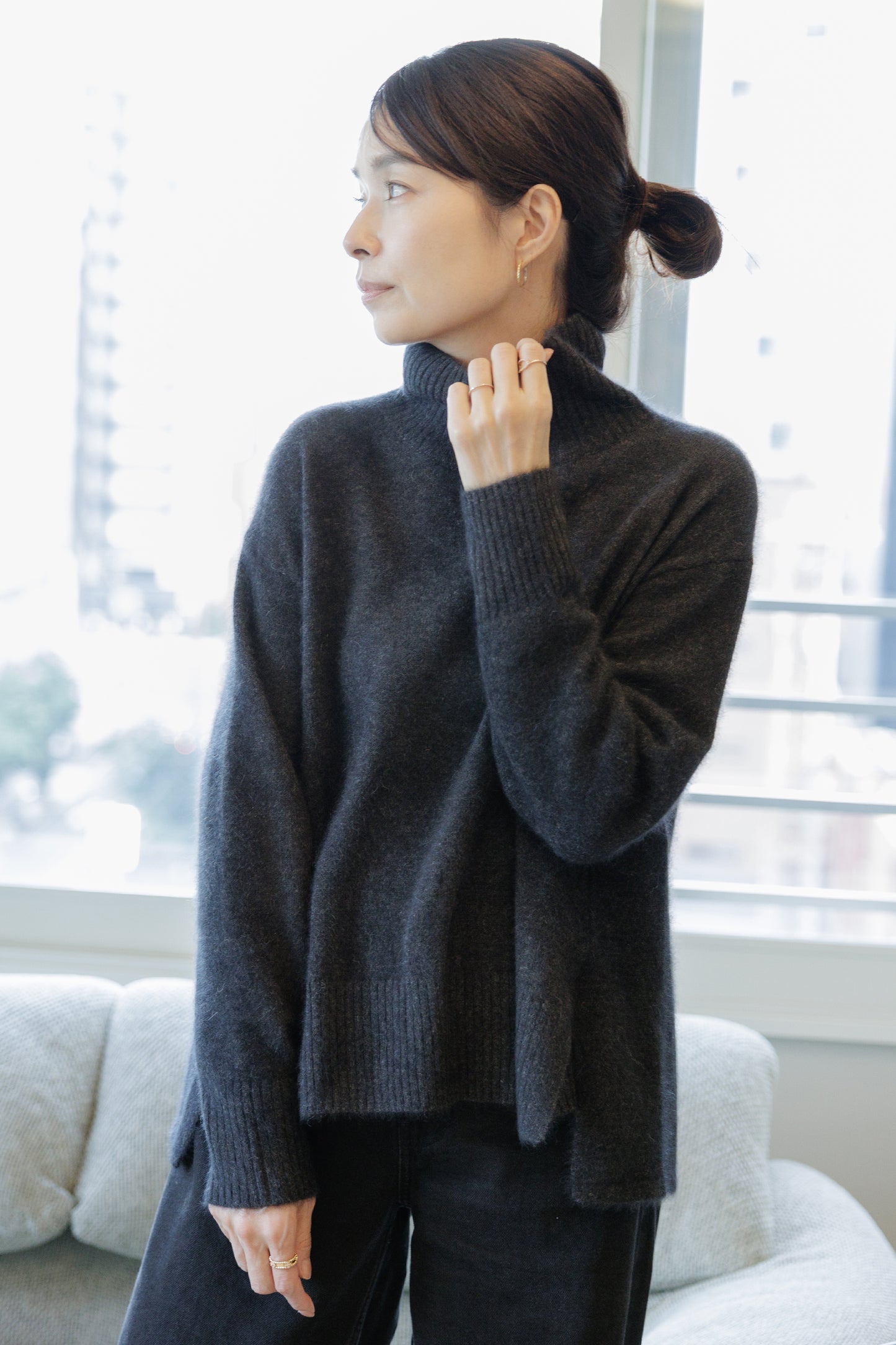 24AW Raccoon slit sleeve turtle neck /CT24330