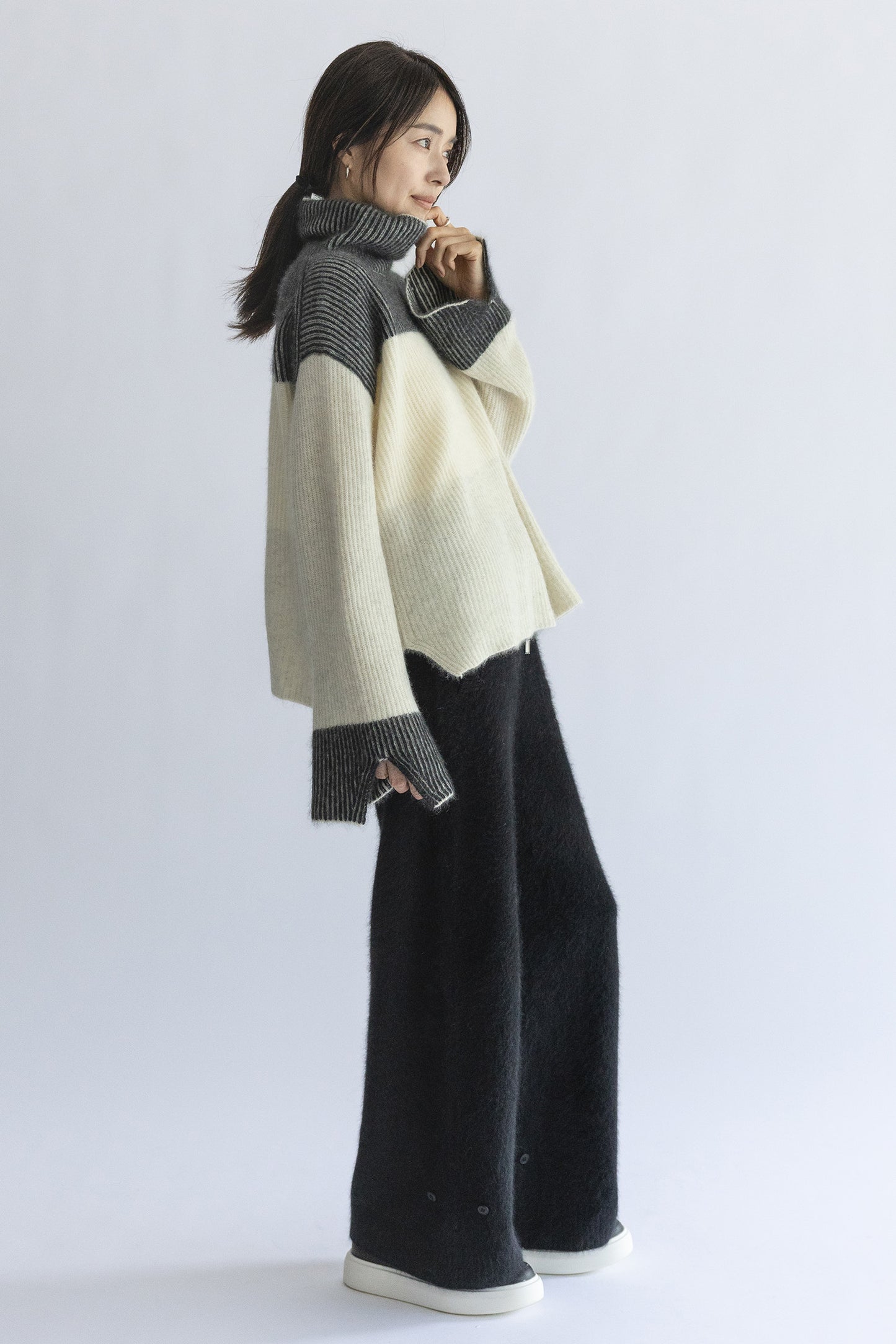 Re Stock Col roulé à manches fendues en raton laveur /CT24330