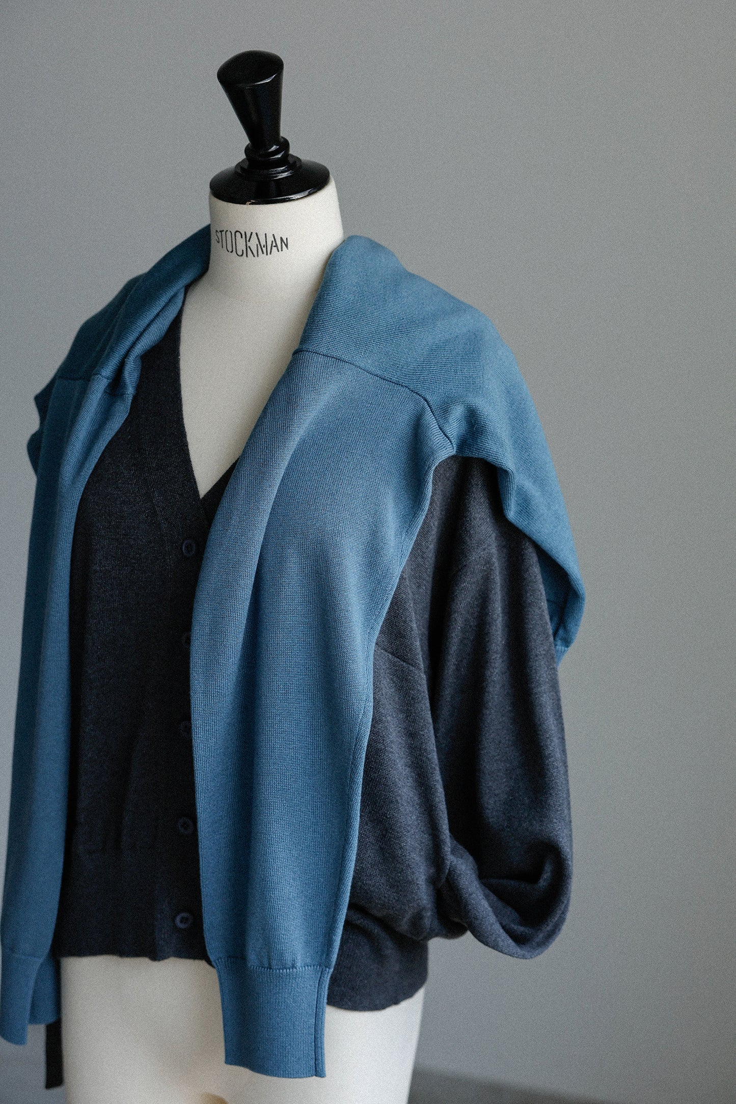 25AW Cardigan bicolore en soie et cachemire /CT25308