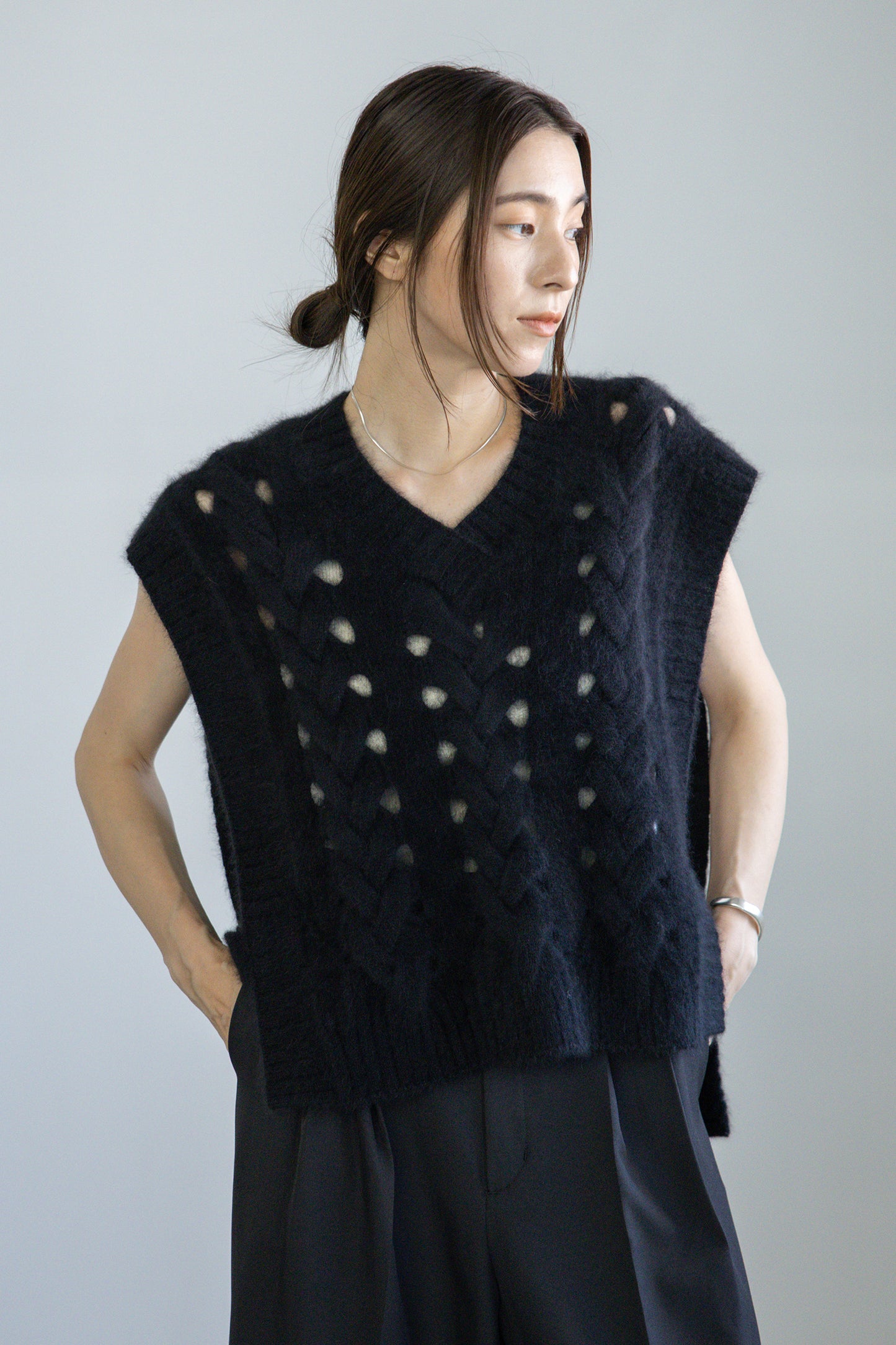 25AW raccoon fox cable vest /CT25319