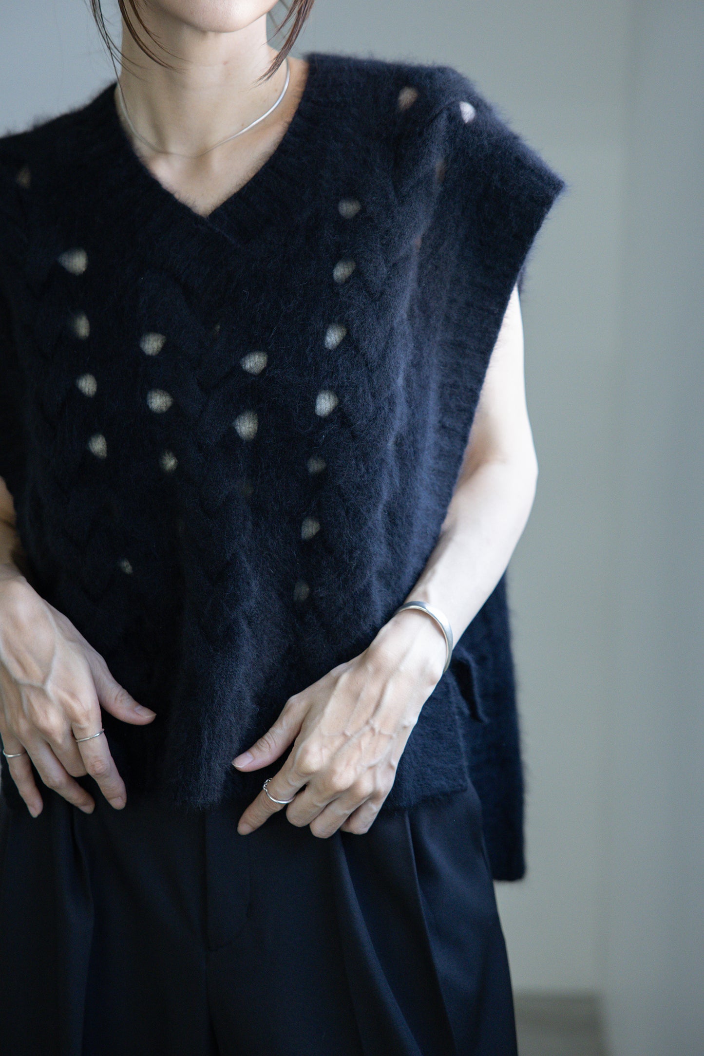 25AW raccoon fox cable vest /CT25319