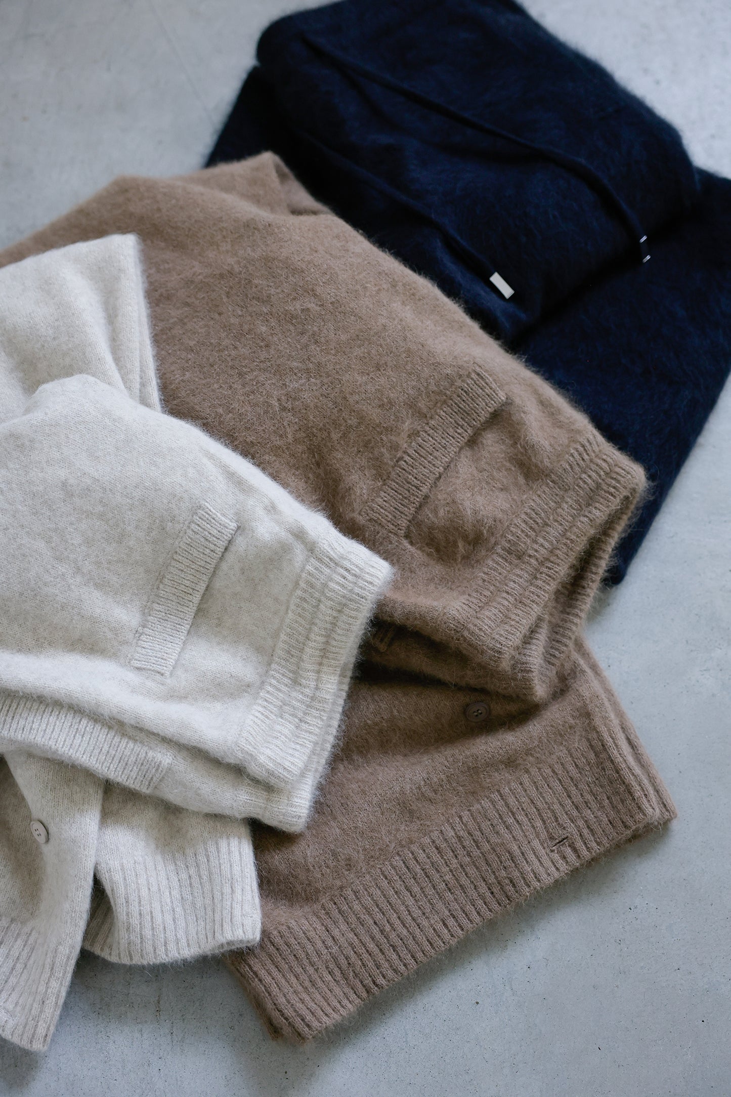 25AW Pantalon large en renard et raton laveur /CT25329