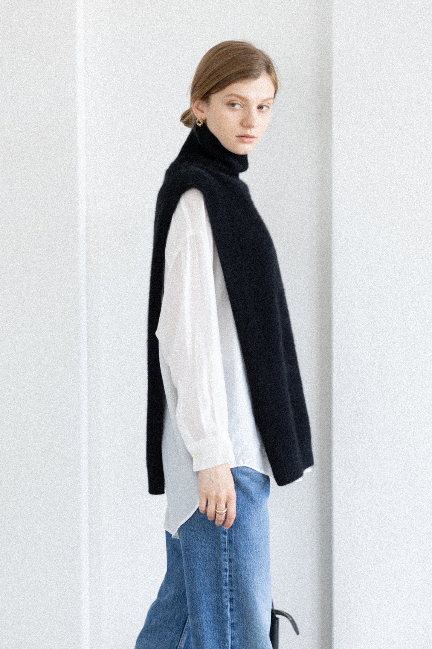 Pre-order/ 26capsule Fox csahmere turtle vest /CT26101