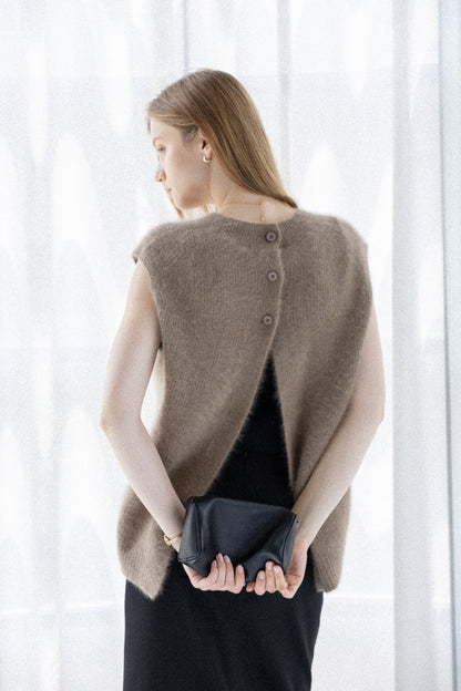 26capsule Raccoon fox back slit vest /CT26105