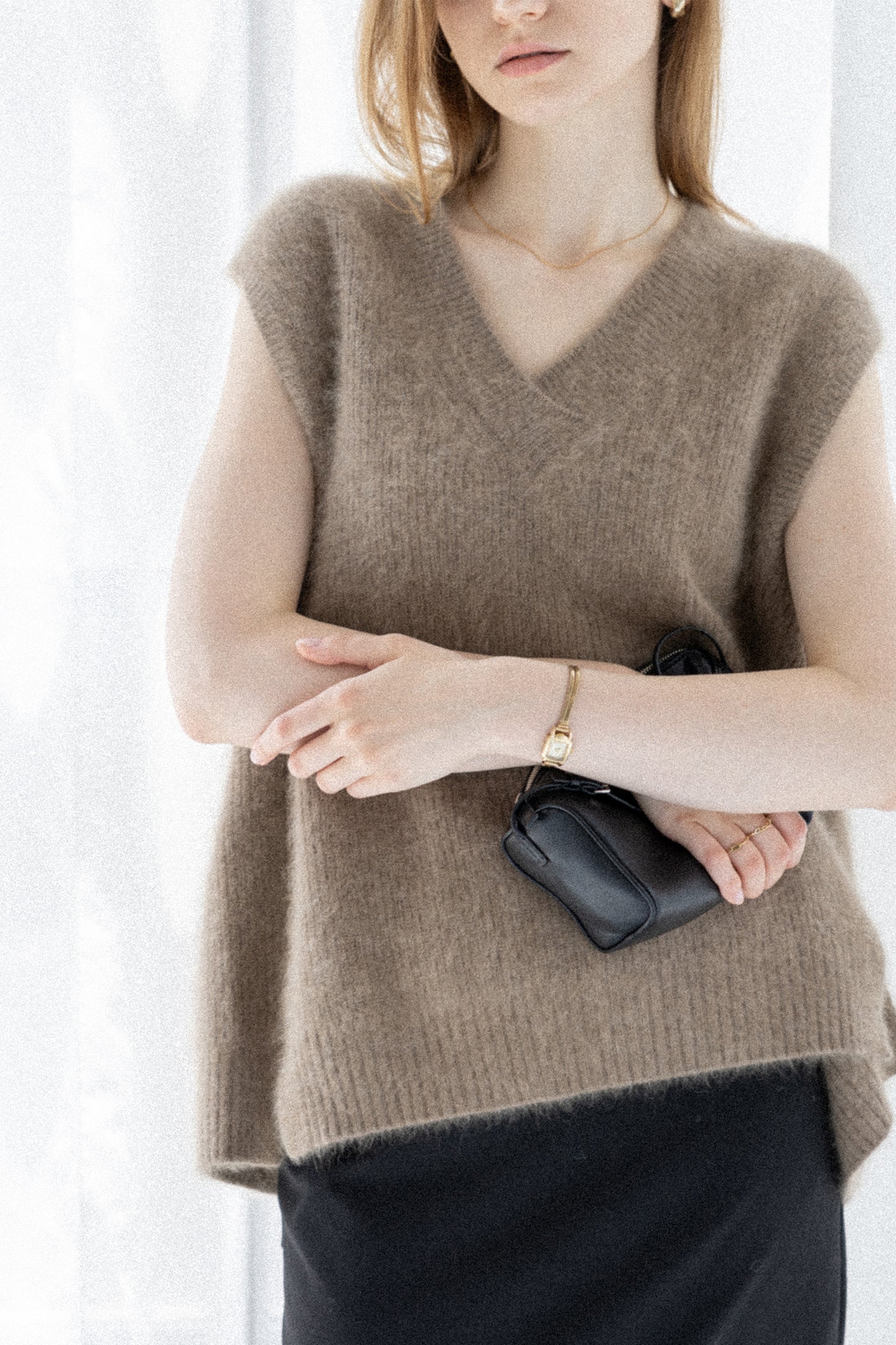 26capsule Raccoon fox back slit vest /CT26105